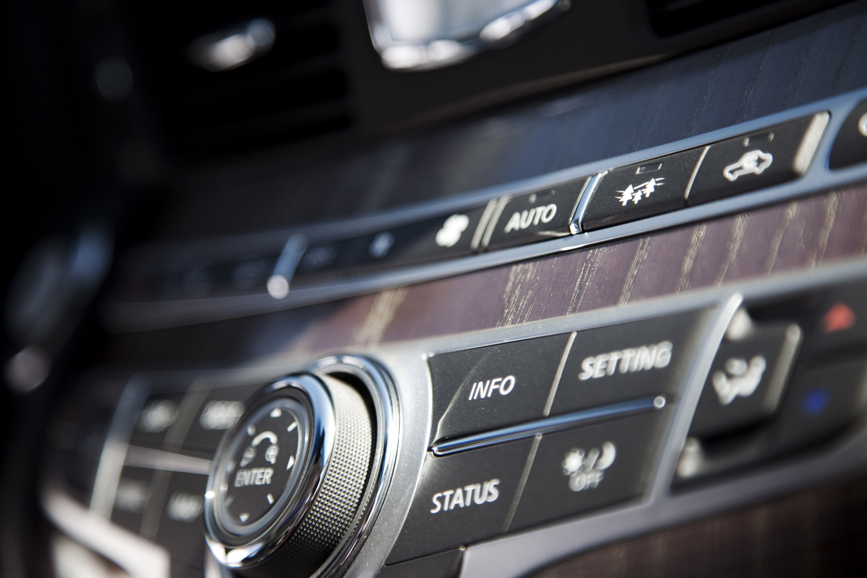 Infiniti M photo #52