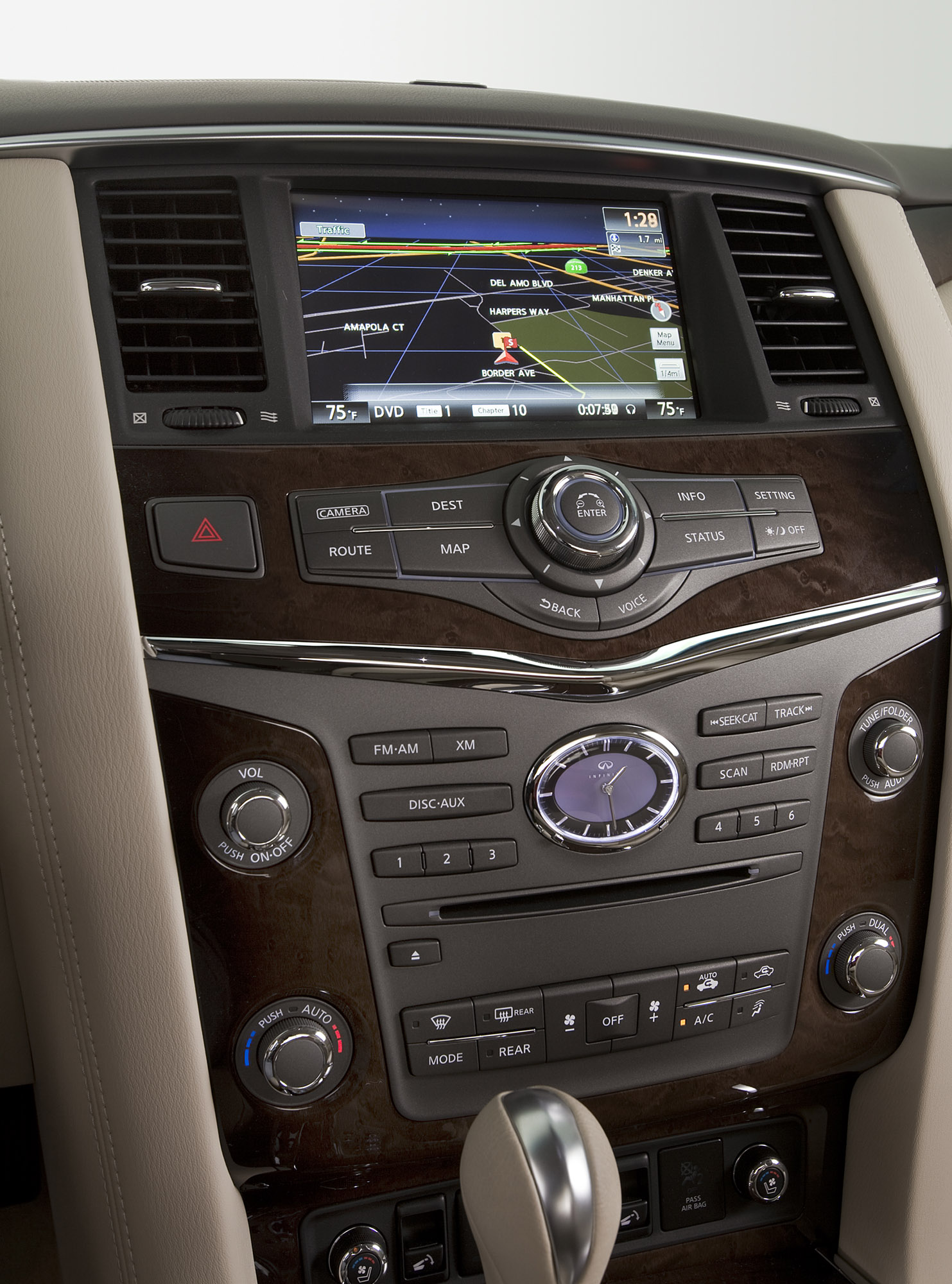 Infiniti QX photo #58