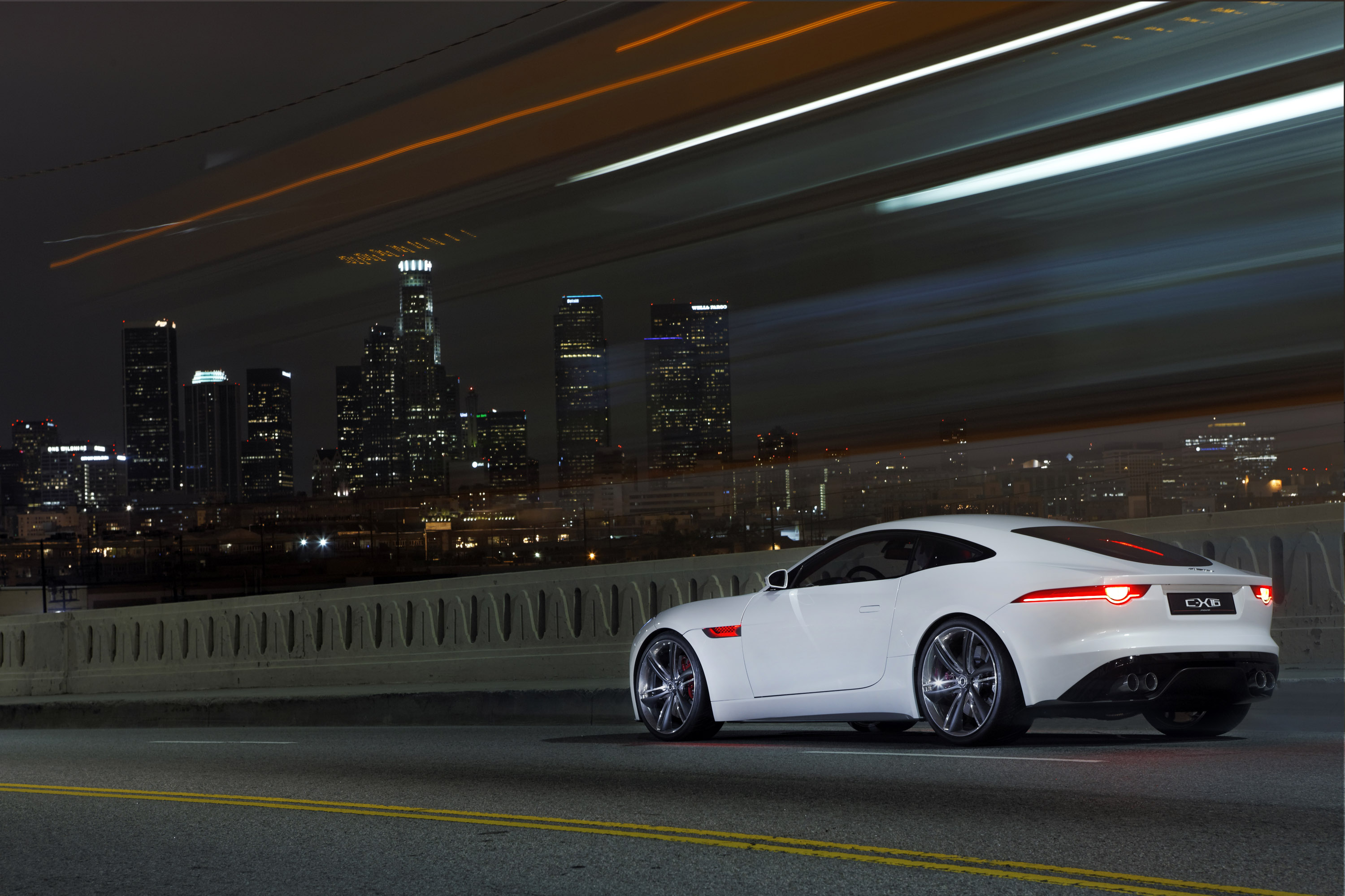 Jaguar C-X16 Concept photo #17
