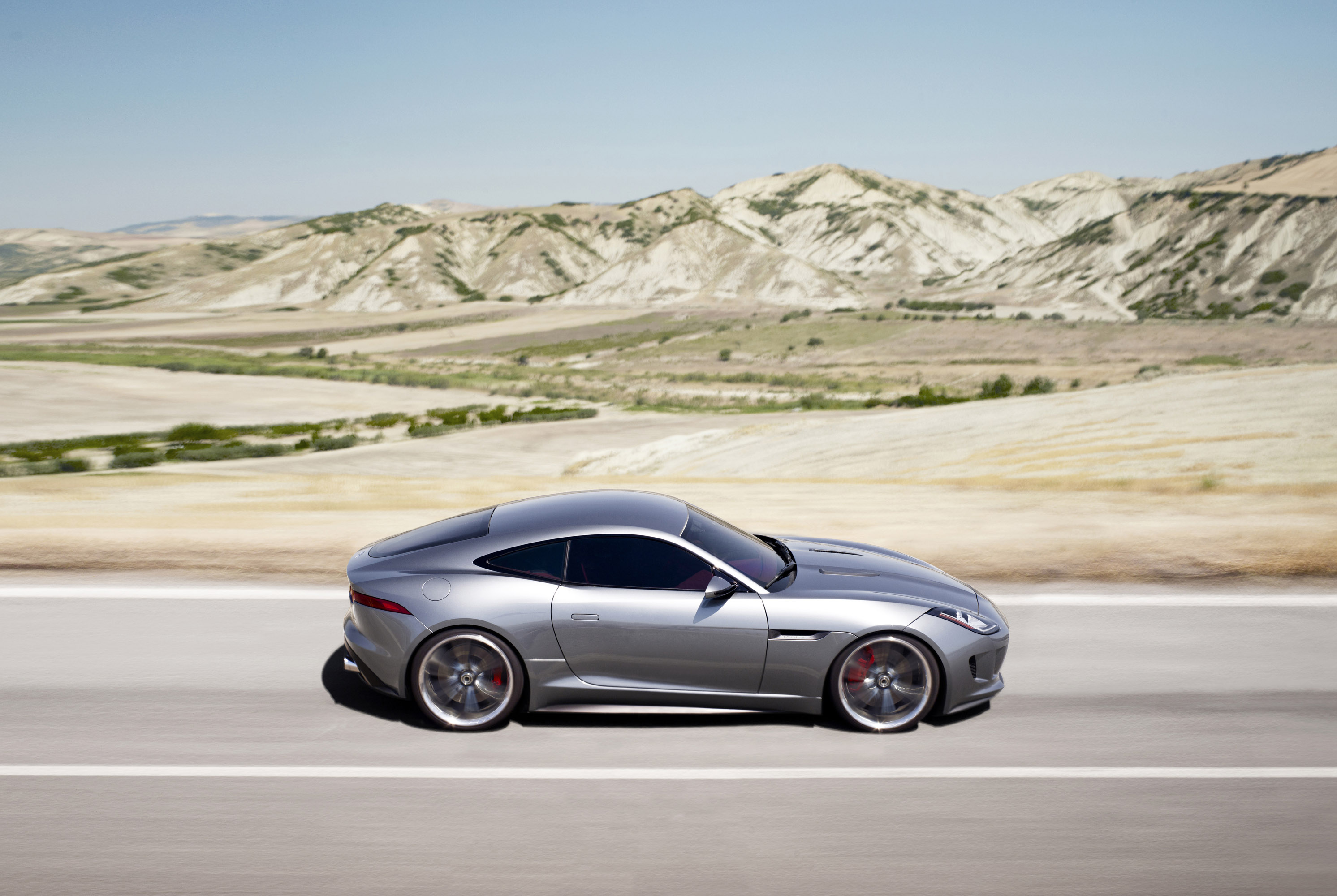 Jaguar C-X16 Concept photo #18