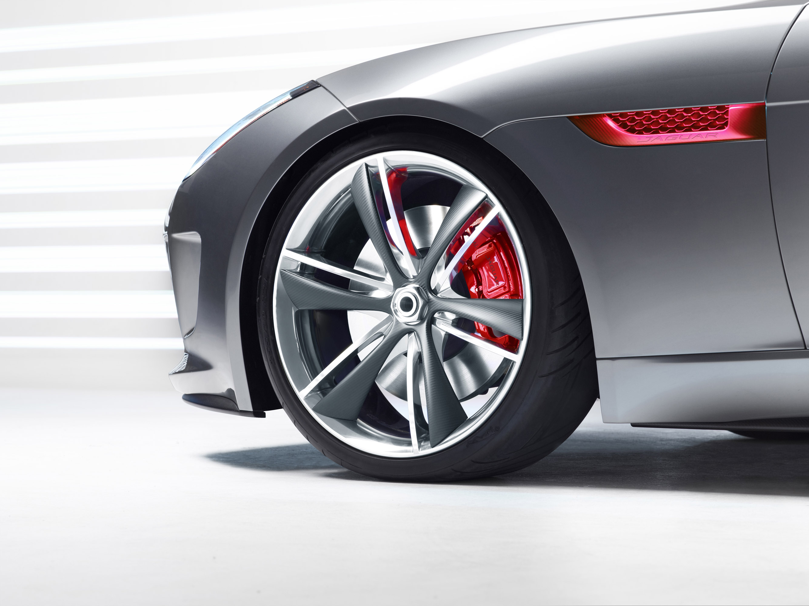 Jaguar C-X16 Concept photo #32