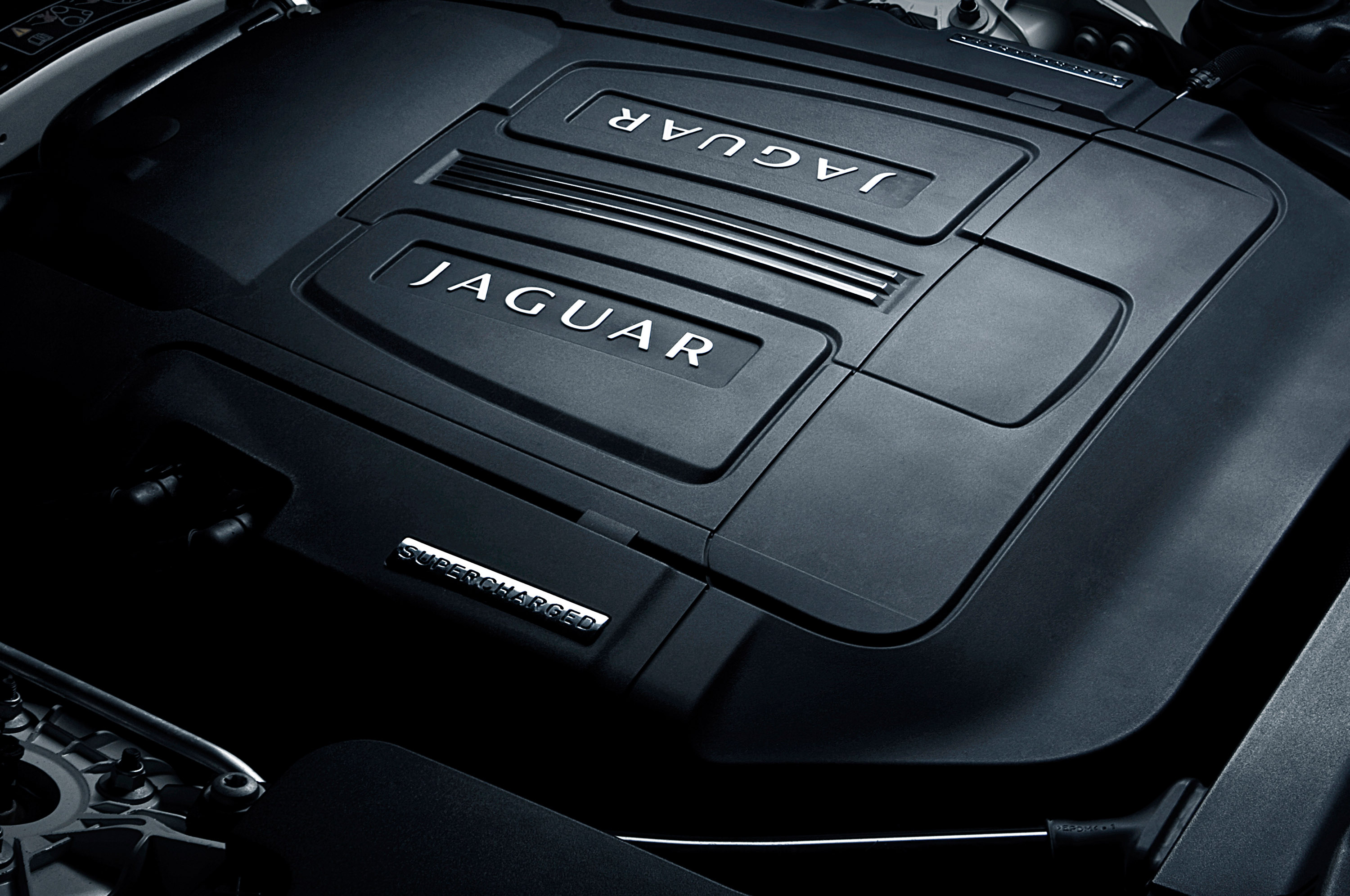 Jaguar XKR photo #25