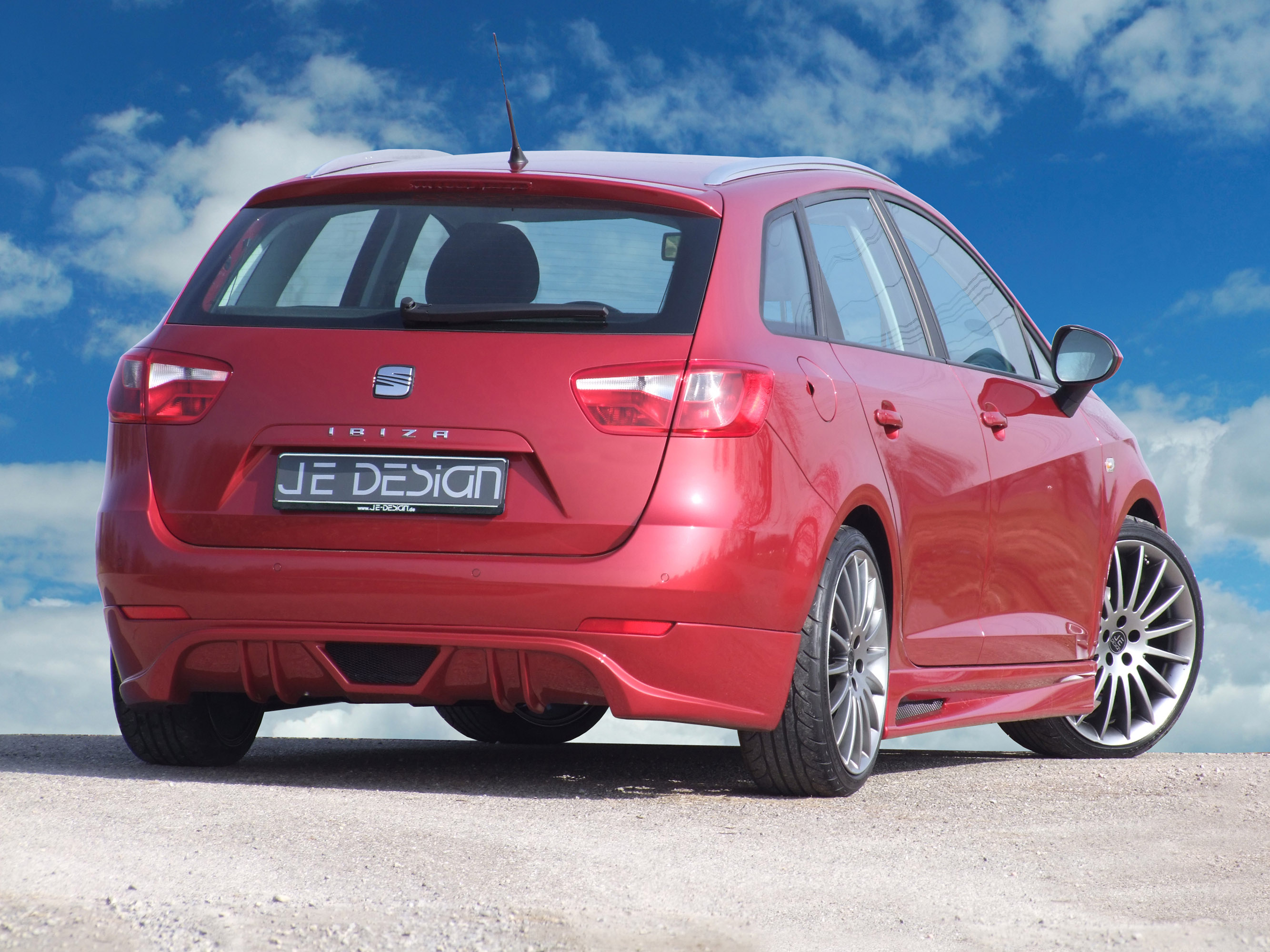 JE DESIGN Seat Ibiza Estate ST photo #2