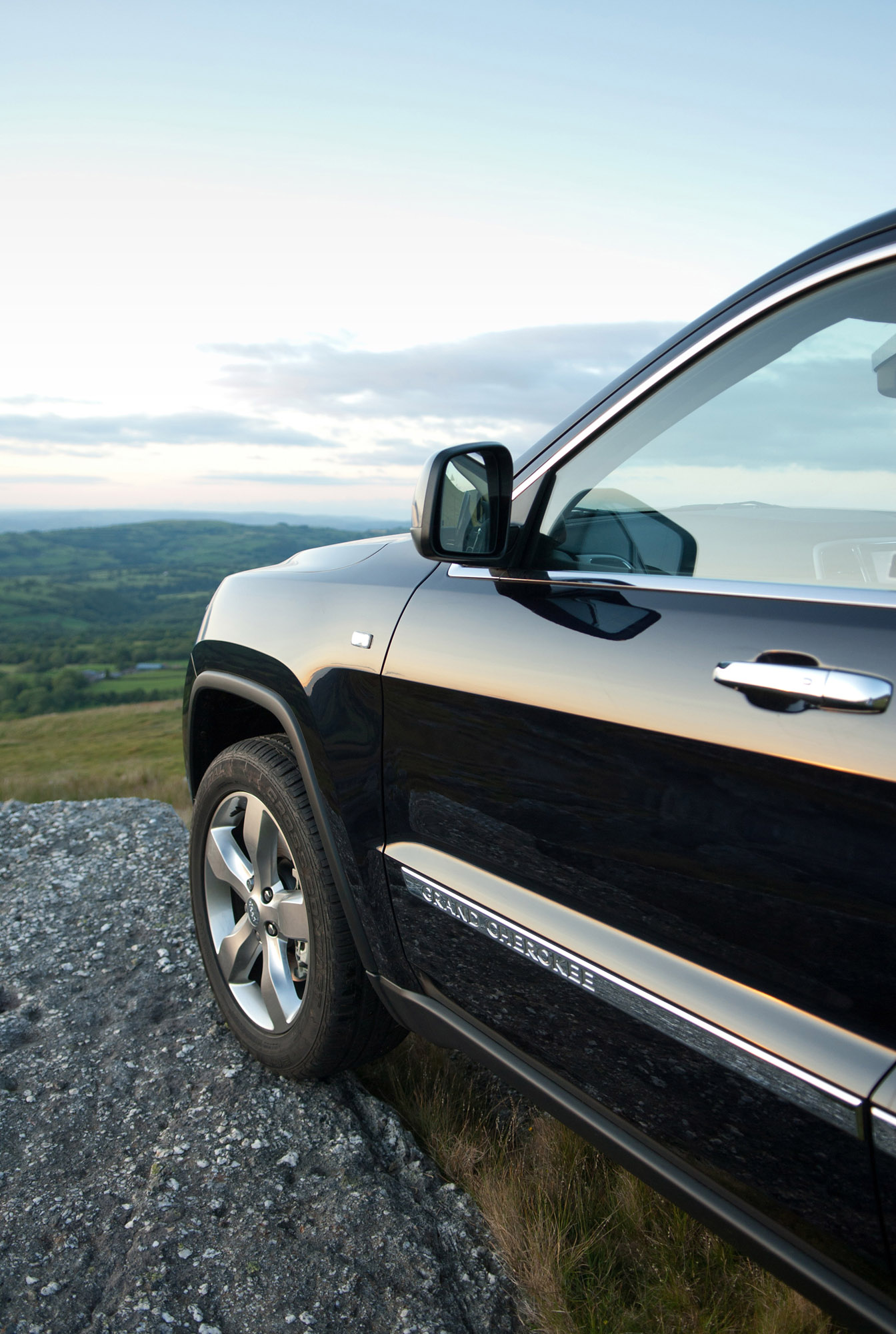 Jeep Grand Cherokee UK Version photo #57