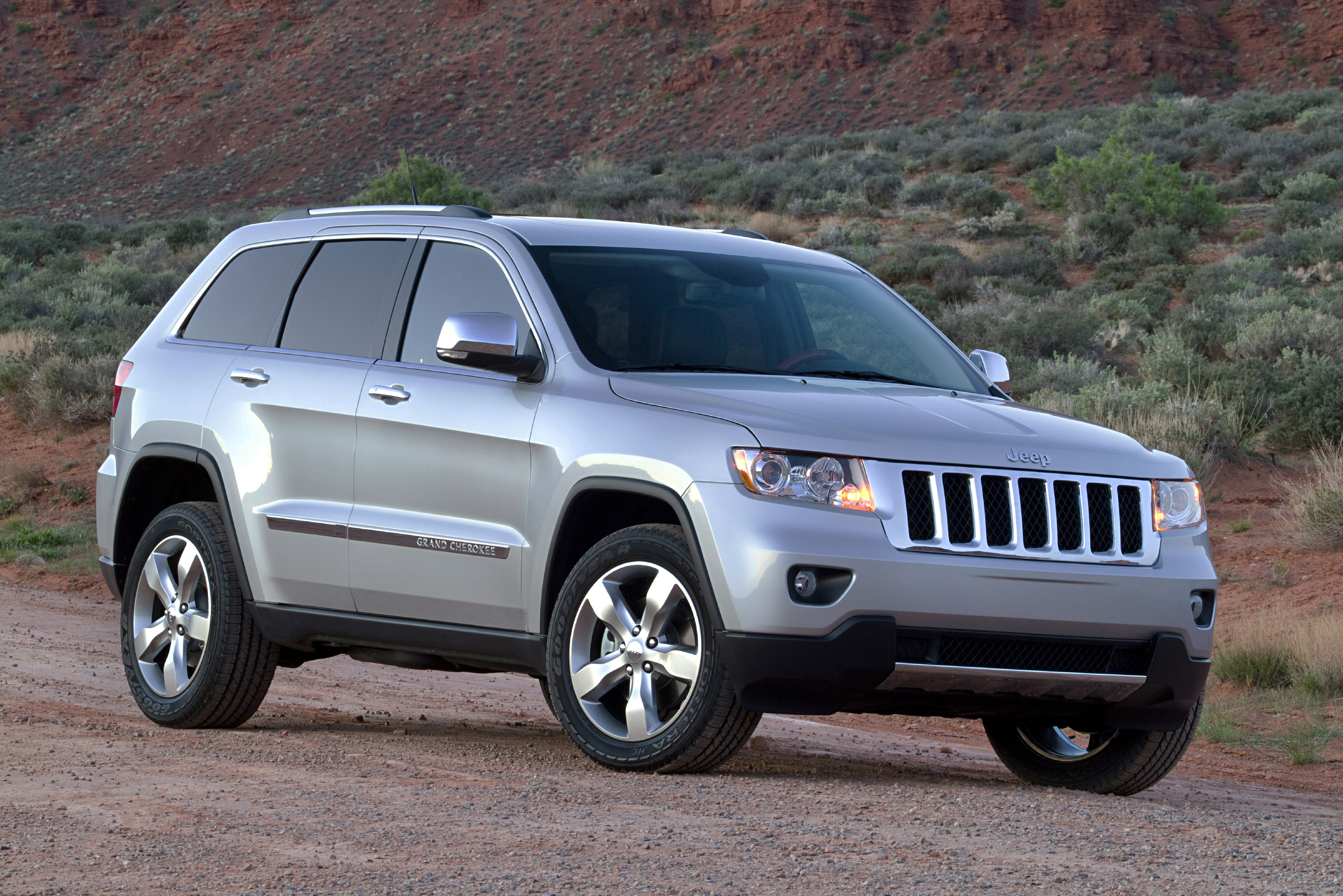 2011 Jeep Grand Cherokee HD Pictures