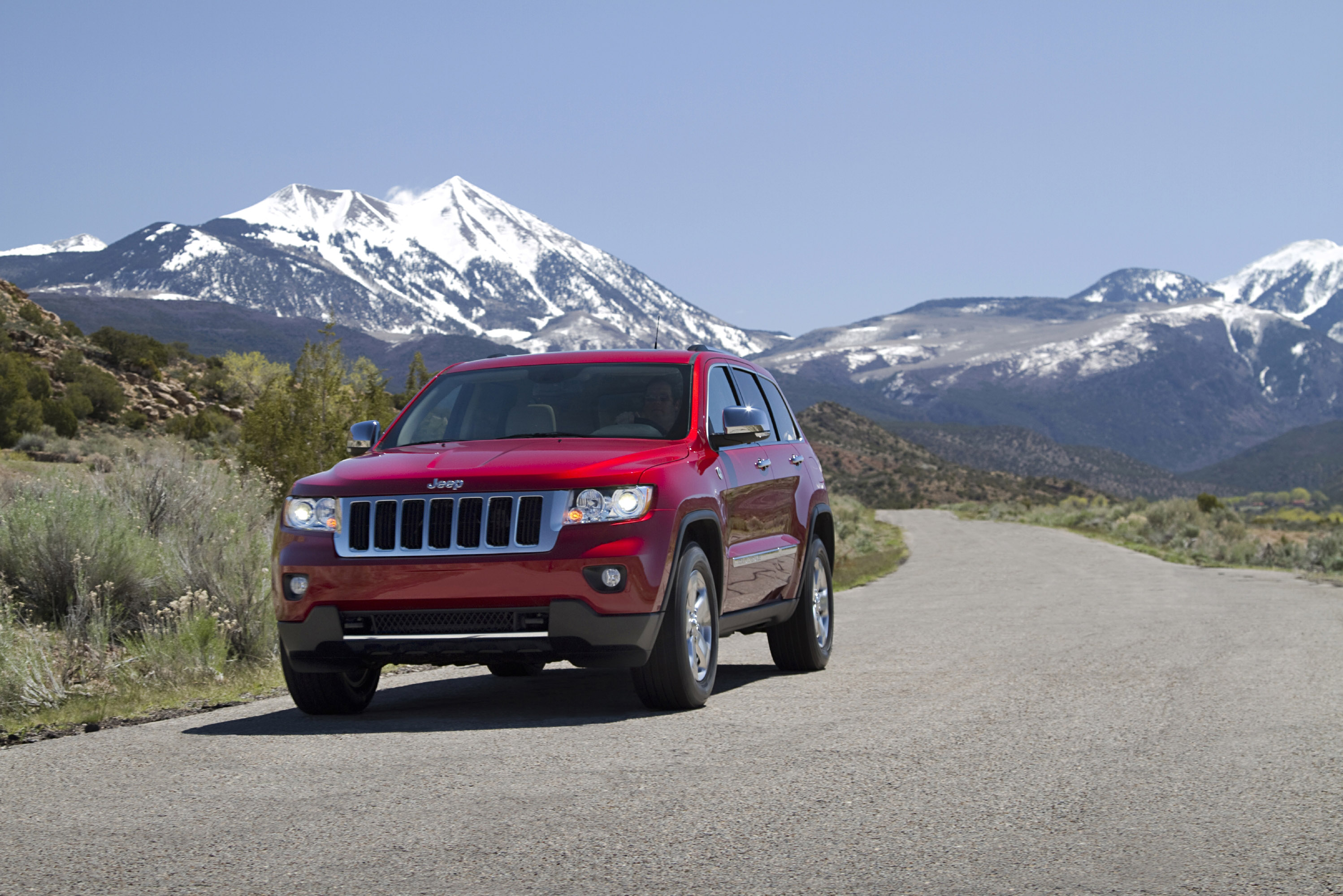 Jeep Grand Cherokee photo #18