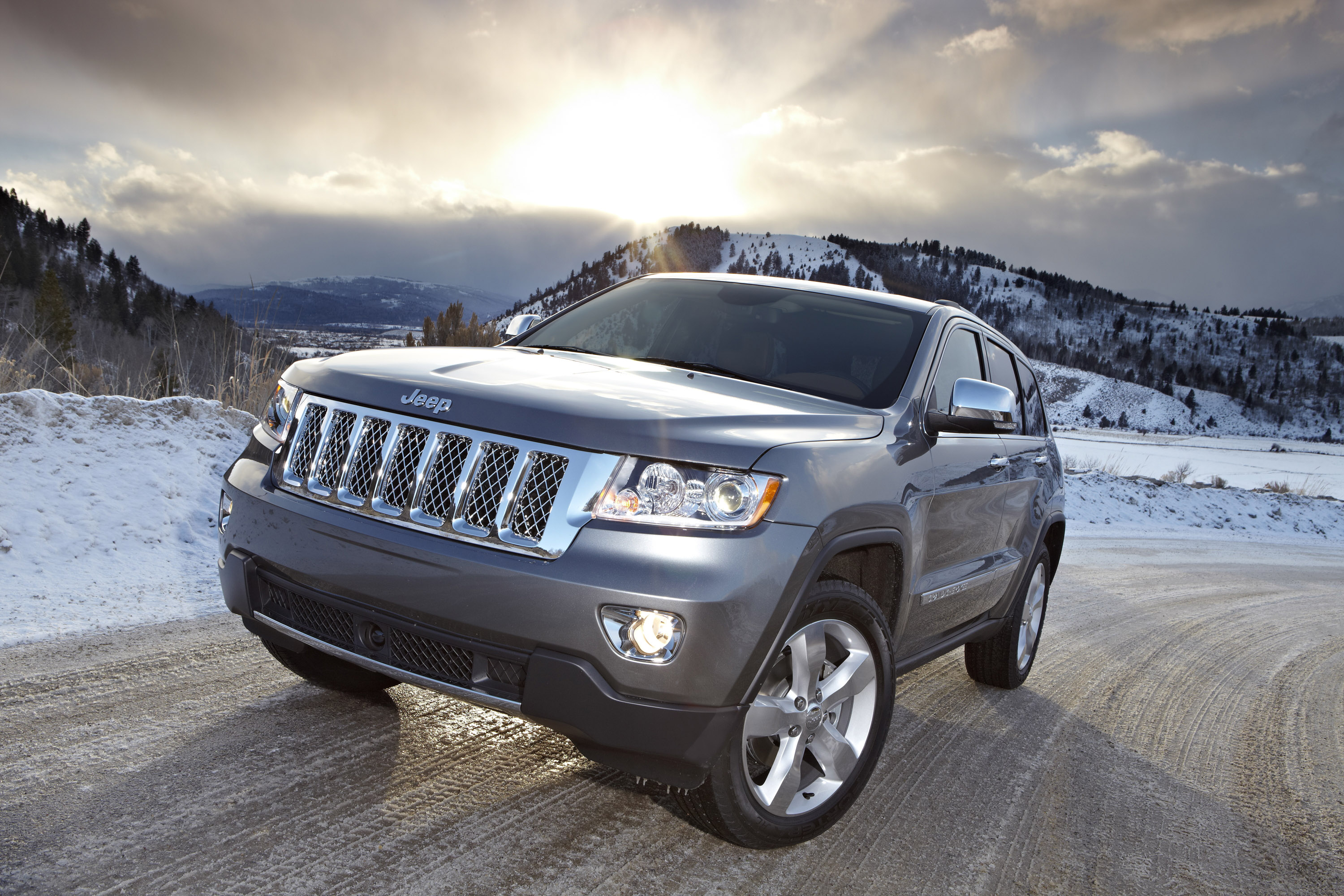 Jeep Grand Cherokee photo #24