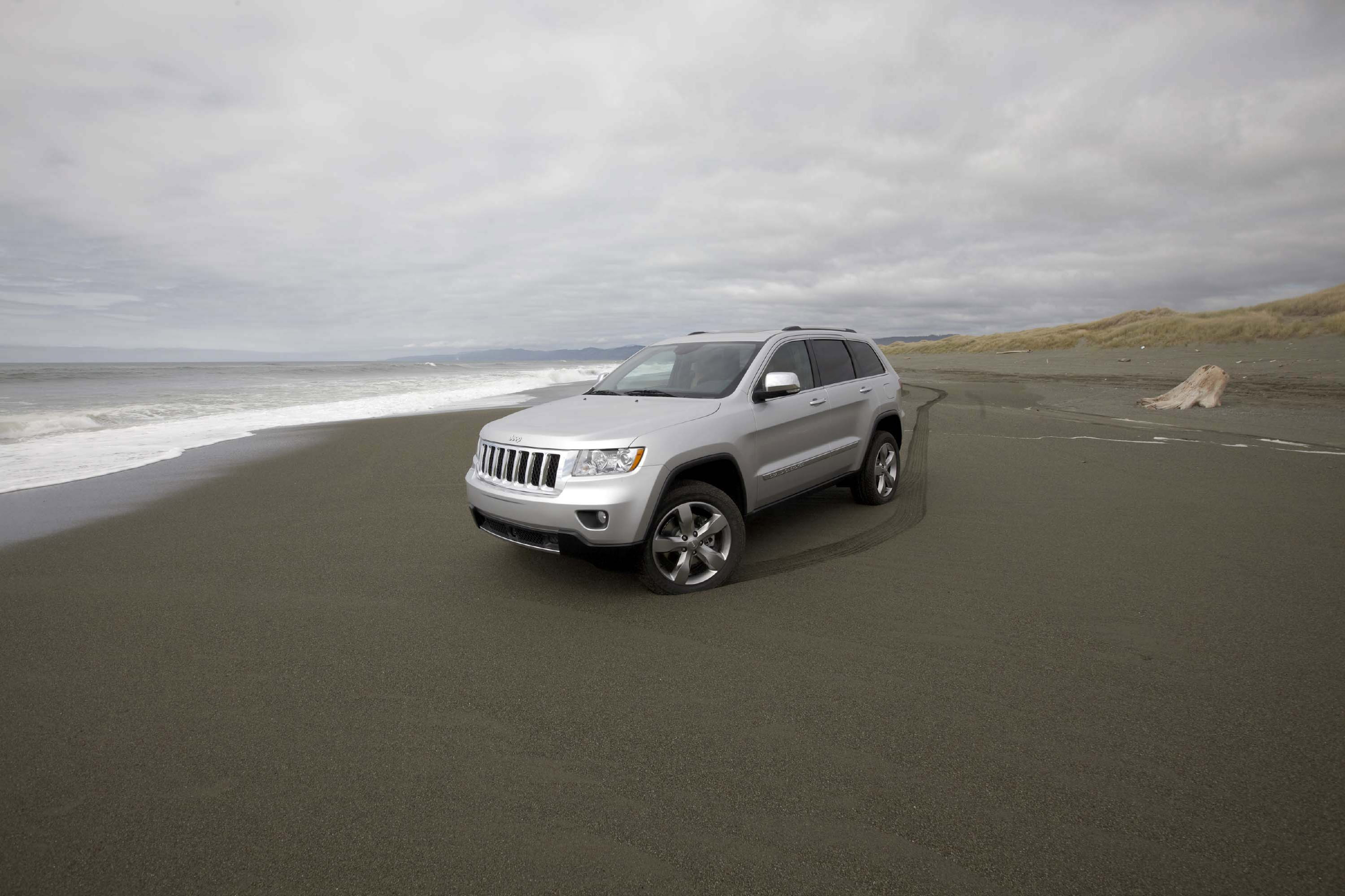 Jeep Grand Cherokee photo #31