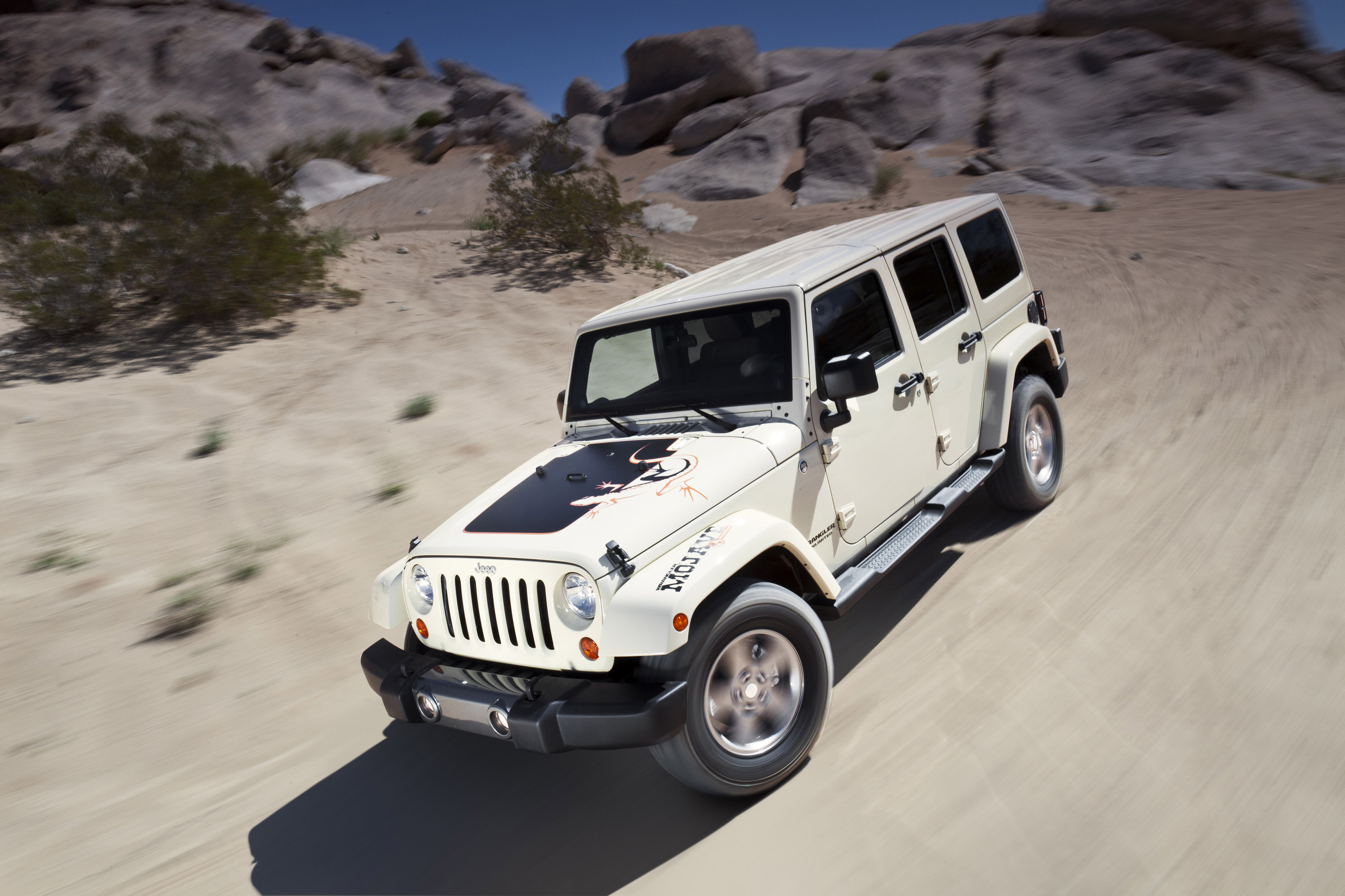 Jeep Wrangler Mojave photo #3