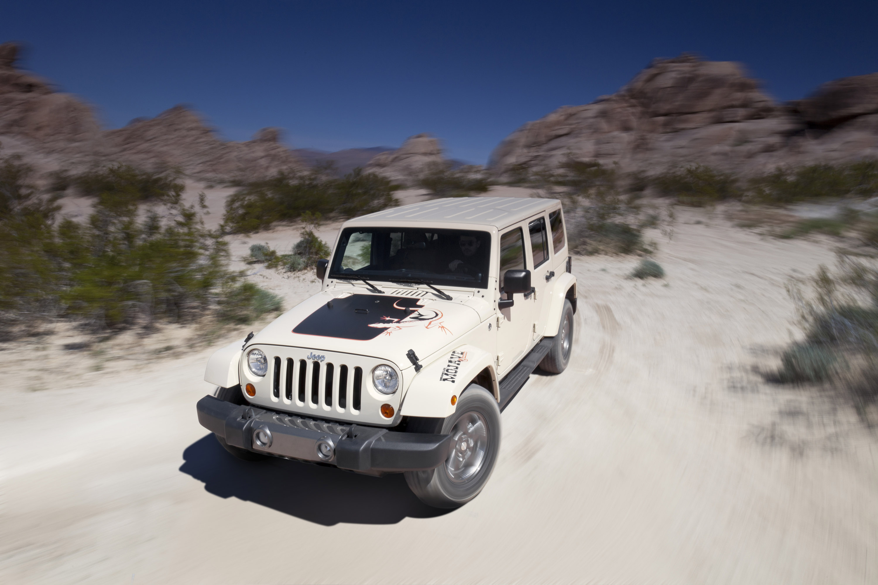 Jeep Wrangler Mojave photo #4