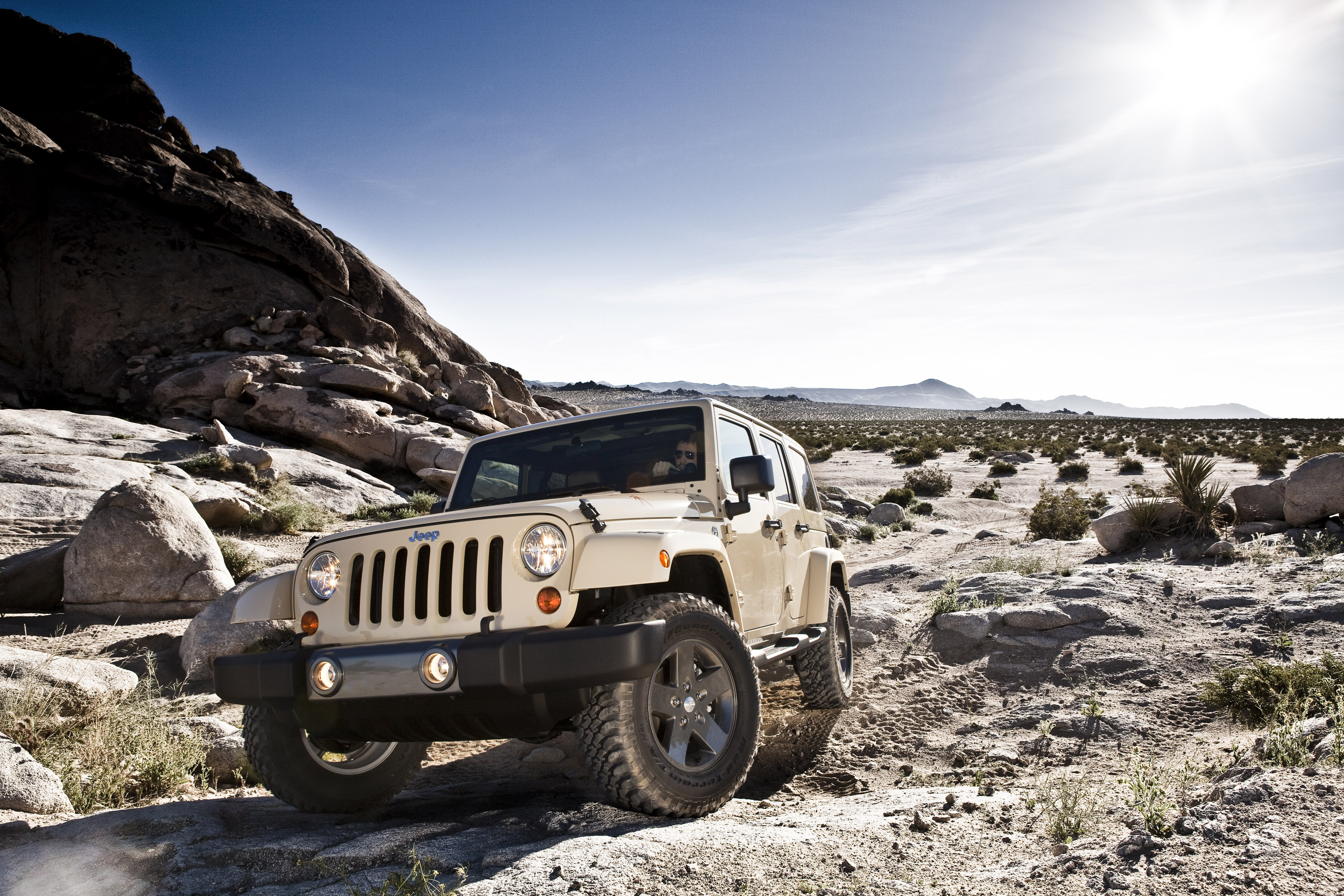 Jeep Wrangler Mojave photo #8