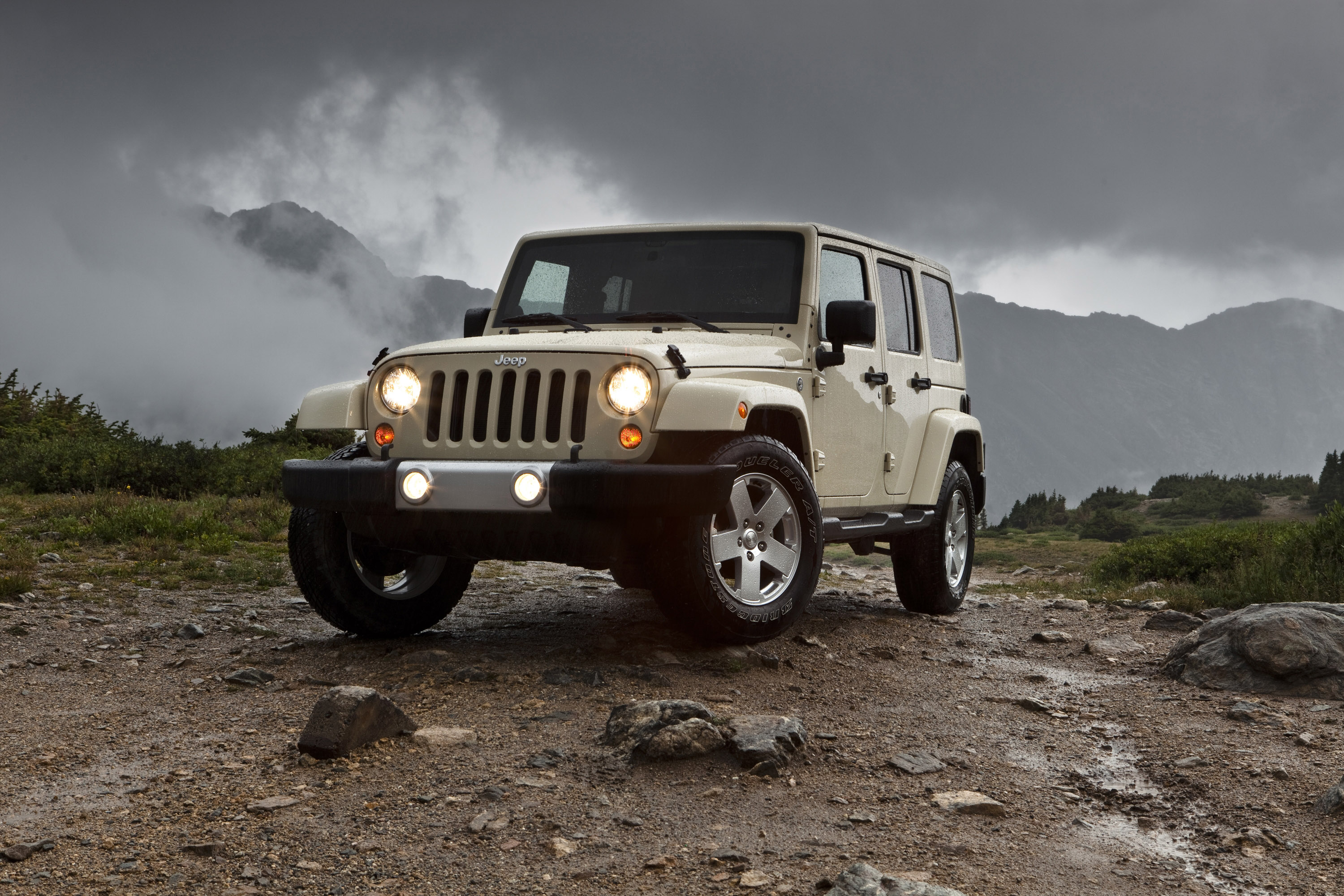 Jeep Wrangler photo #1