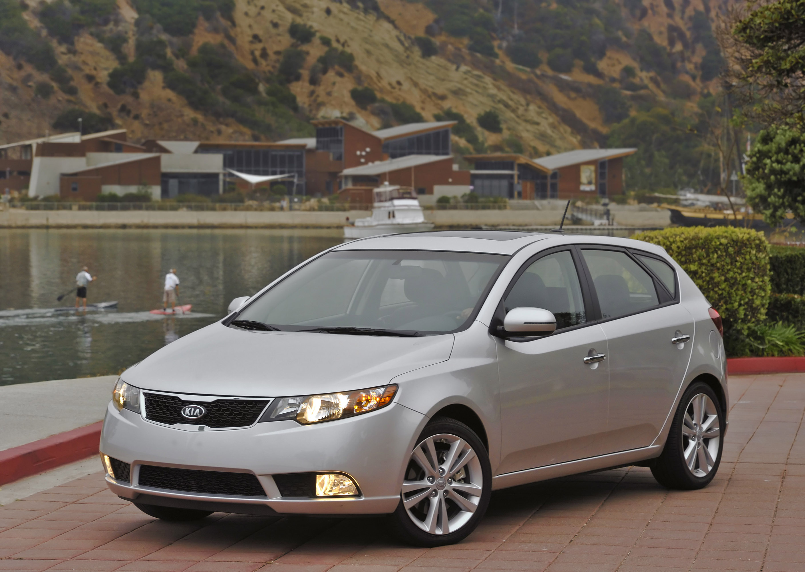 2011 Kia Forte - HD Pictures @ carsinvasion.com