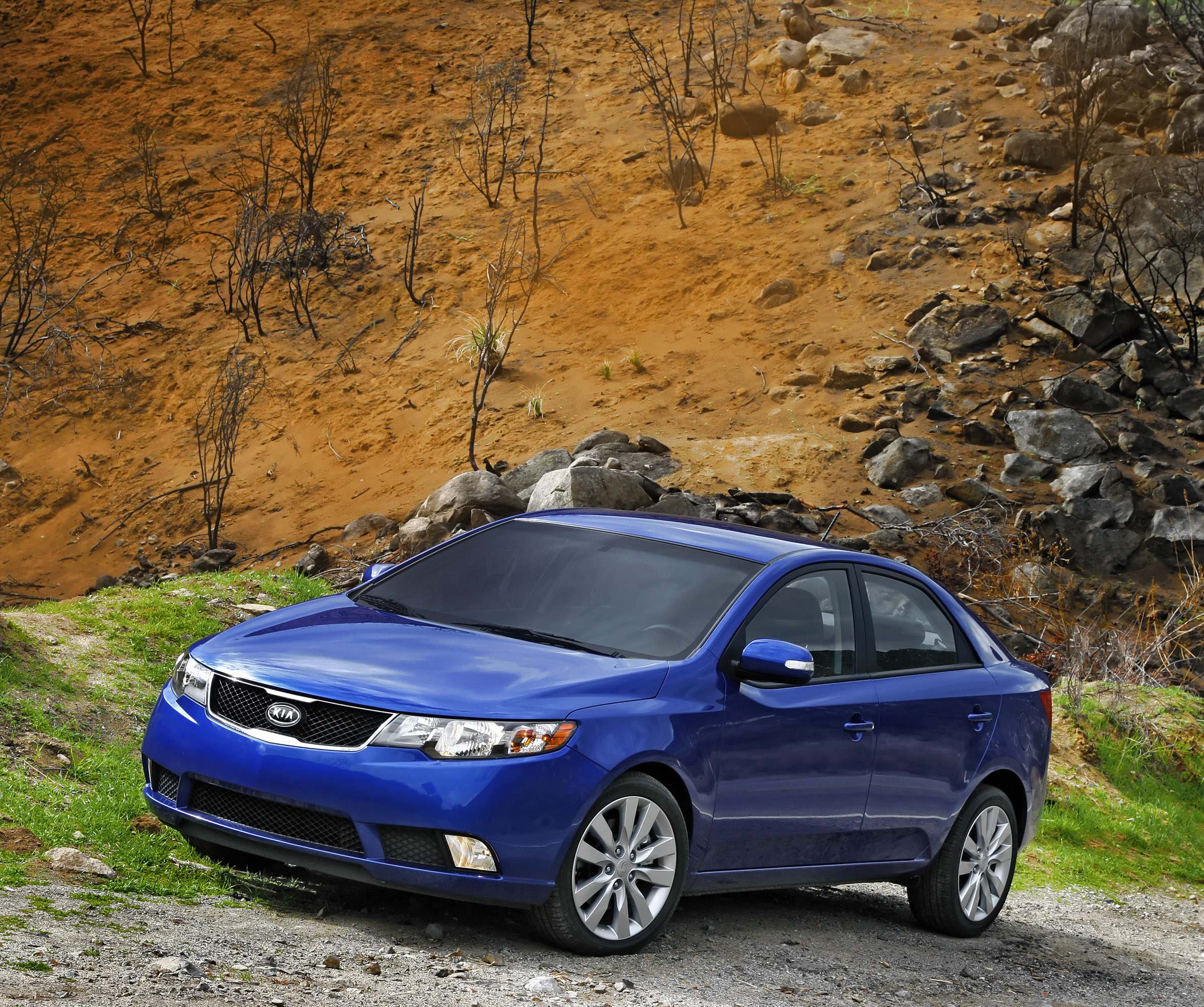2011 Kia Forte HD Pictures