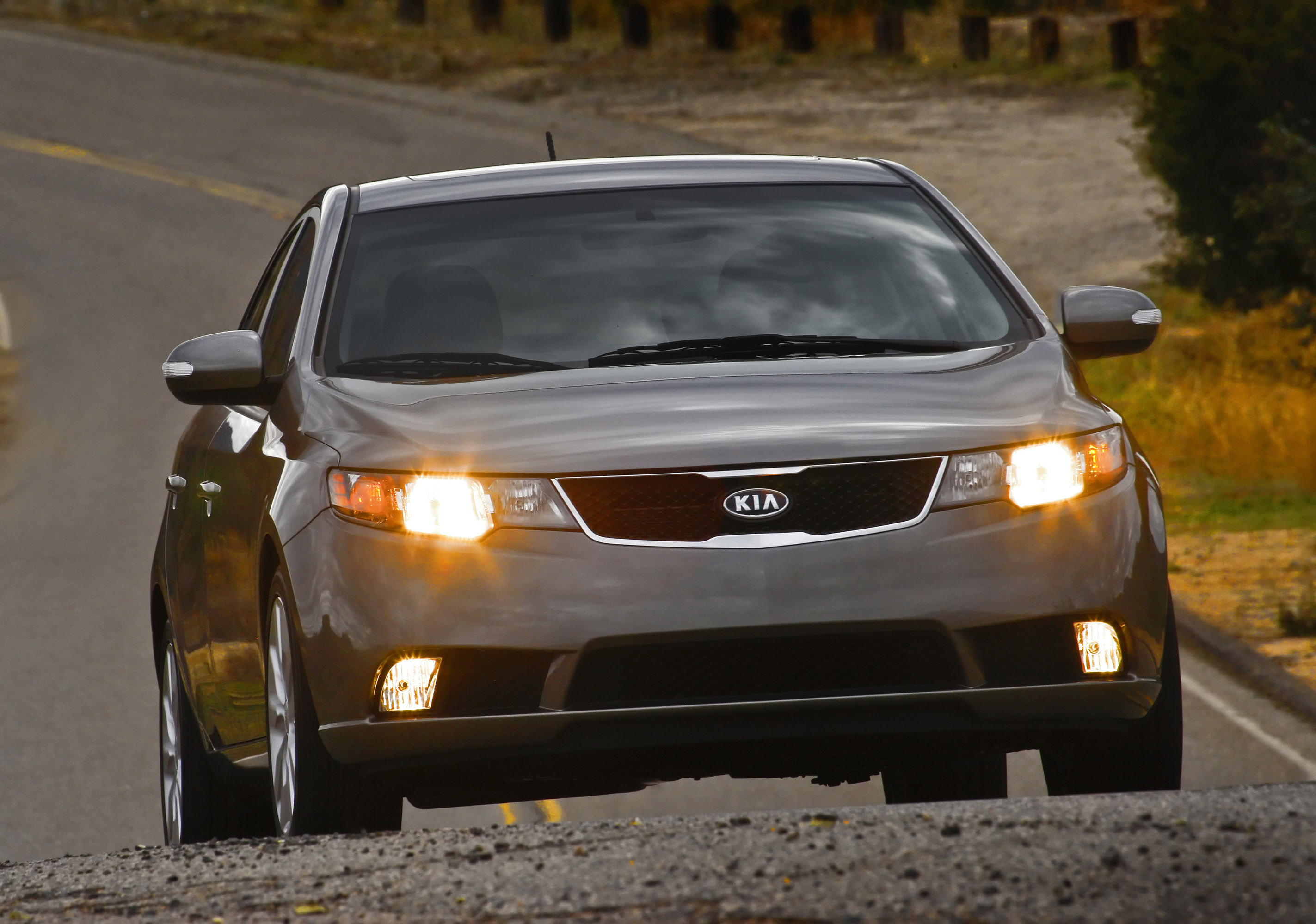 2011 Kia Forte - HD Pictures @ carsinvasion.com