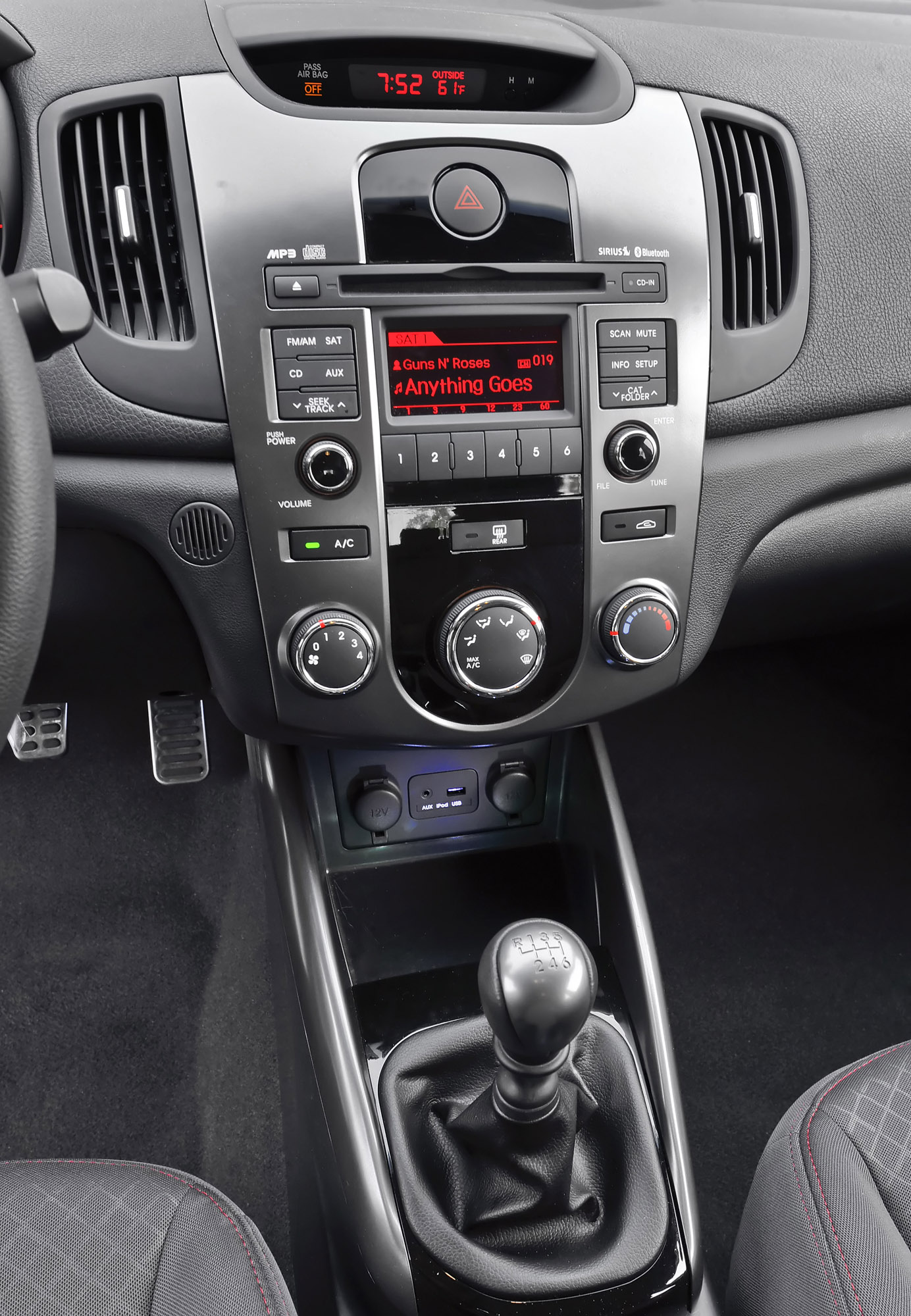 Kia Forte photo #79