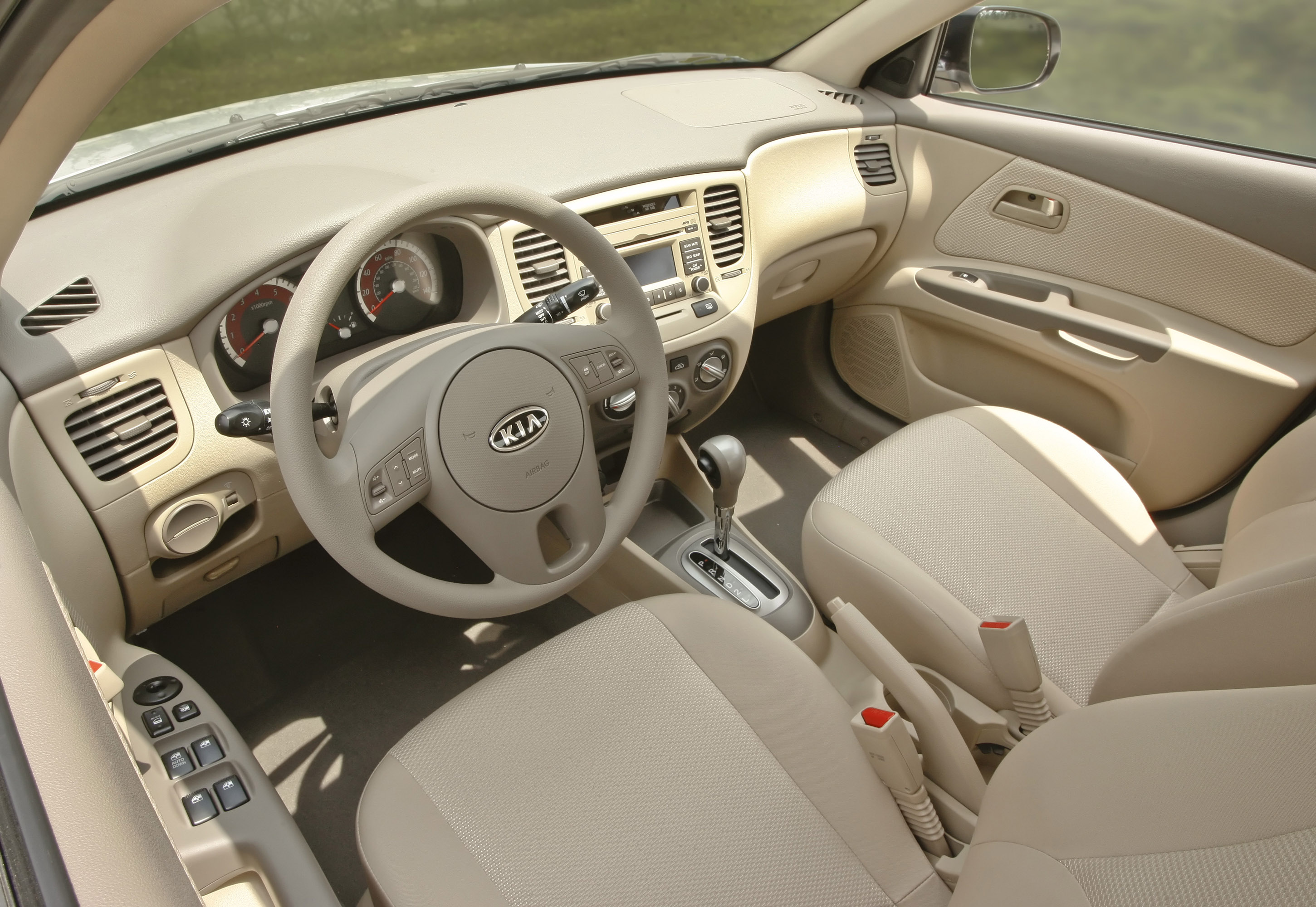 Kia Rio photo #22