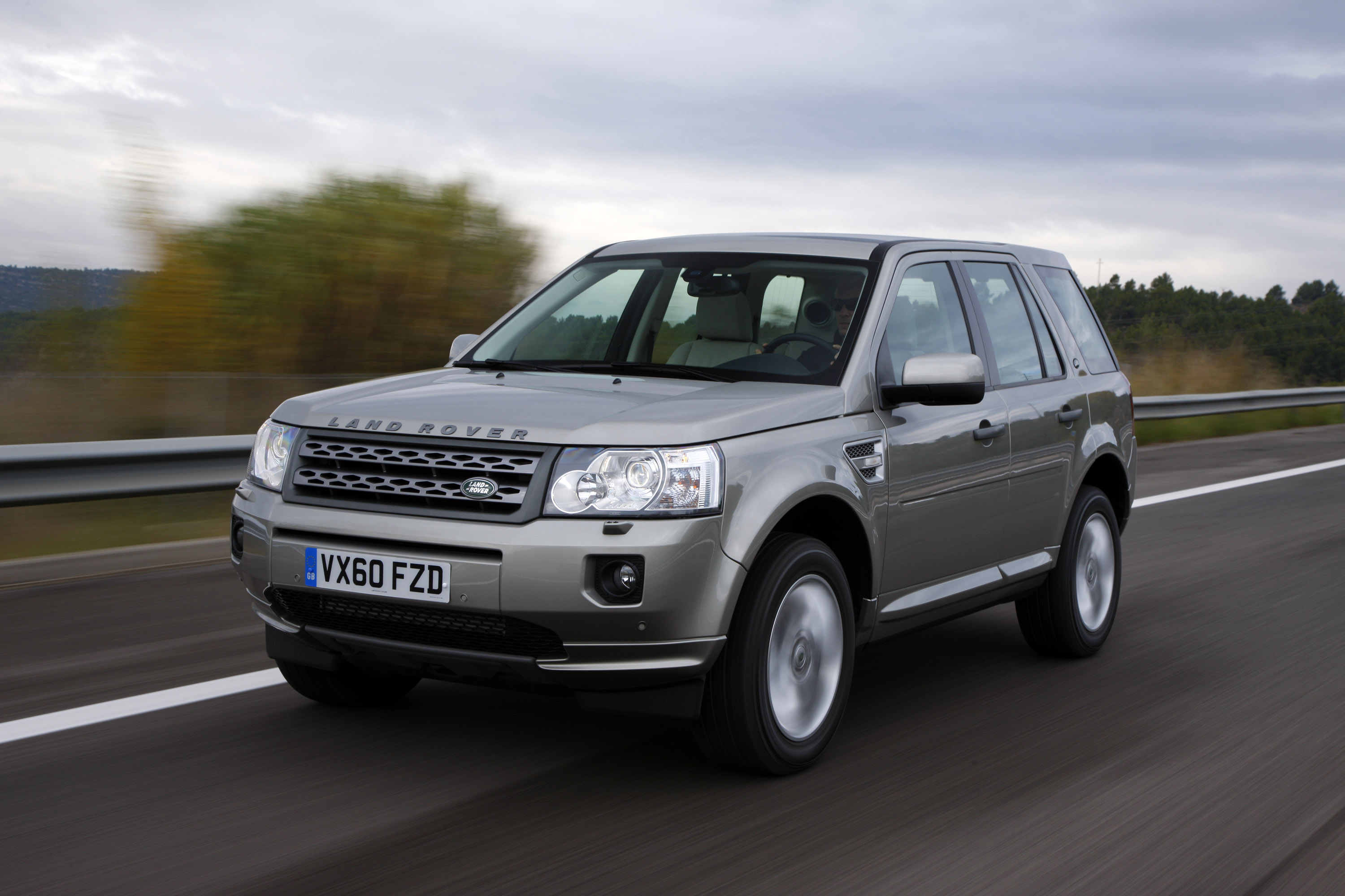 Land Rover Freelander 2 photo #1