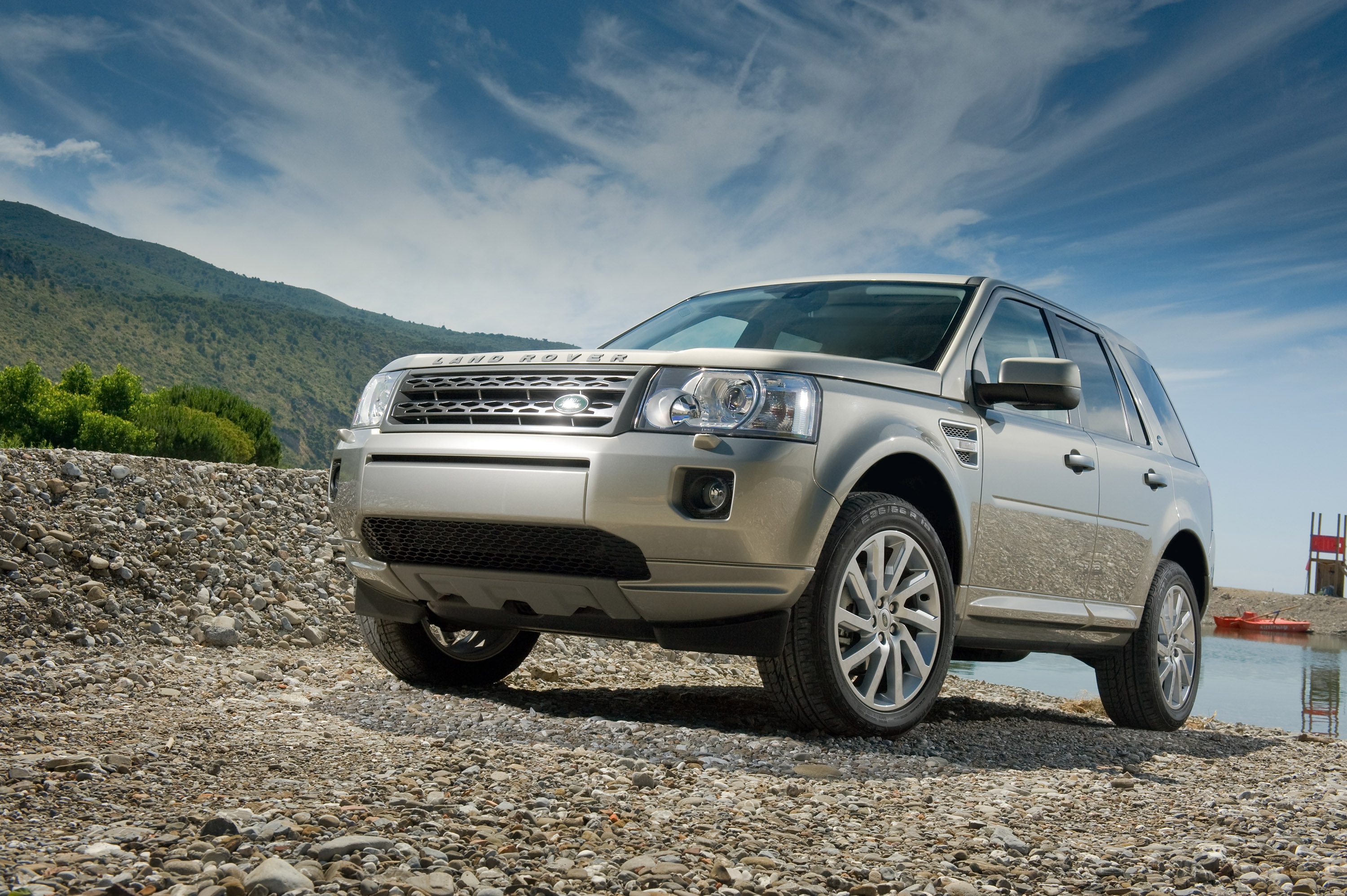 2011 Land Rover Freelander 2 HD Pictures