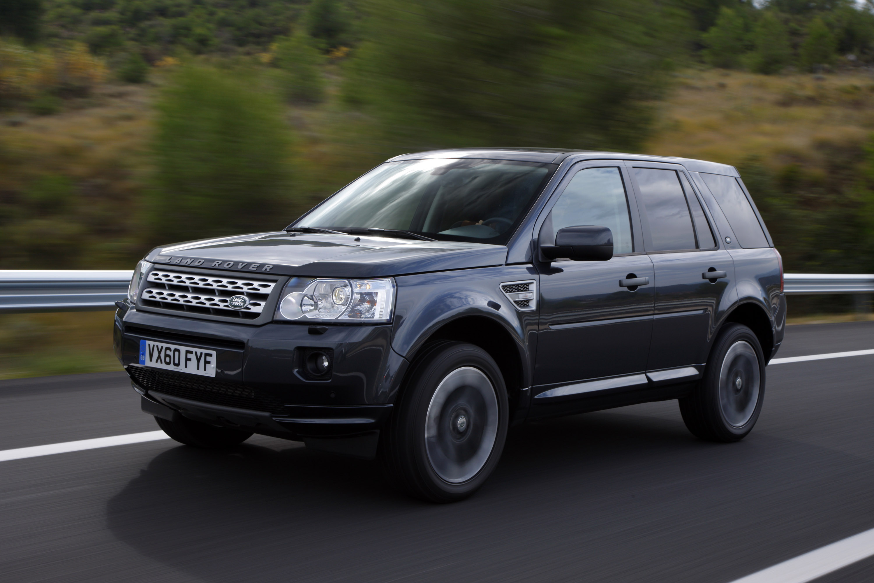 2011 Land Rover Freelander 2 HD Pictures