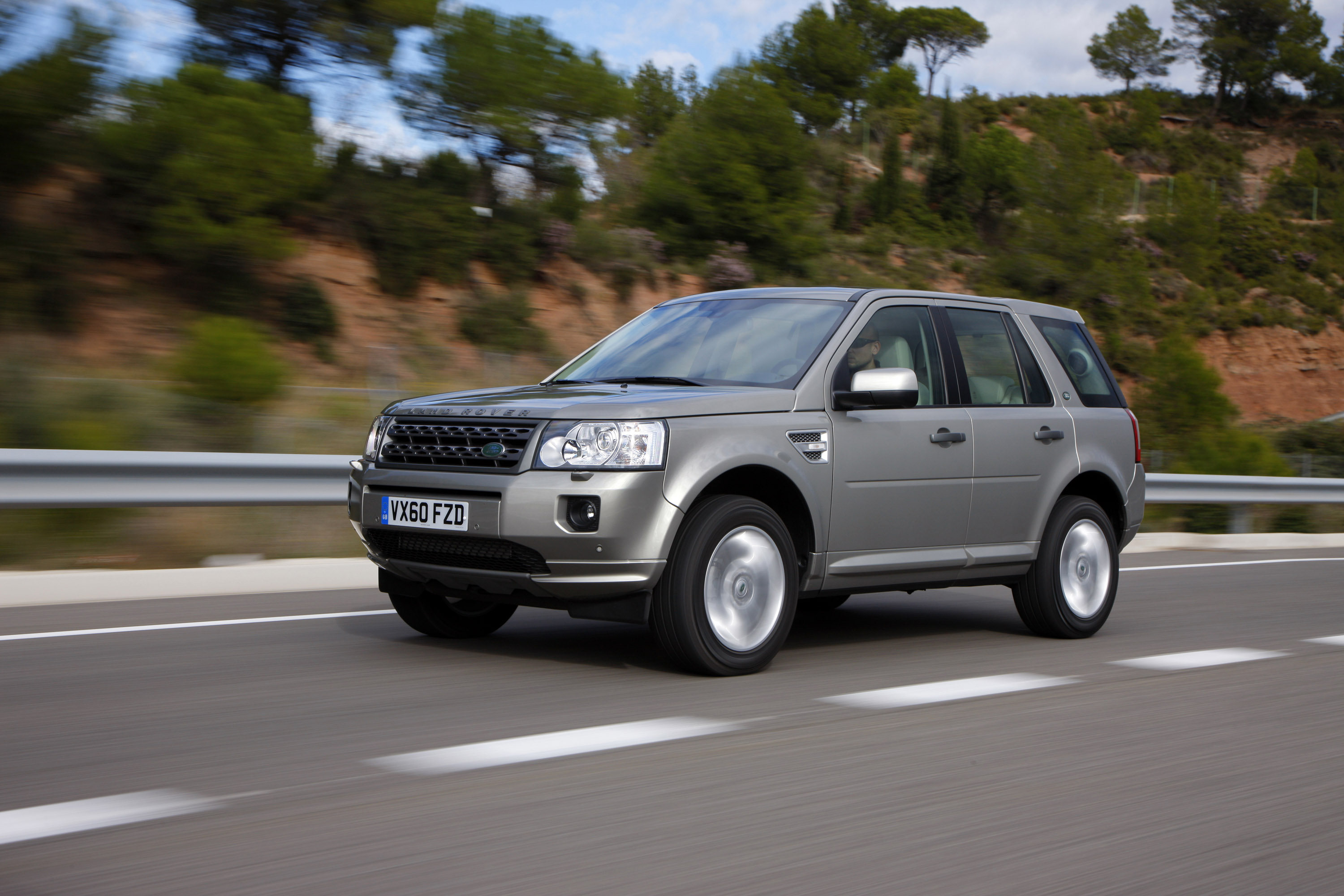 Land Rover Freelander 2 photo #16