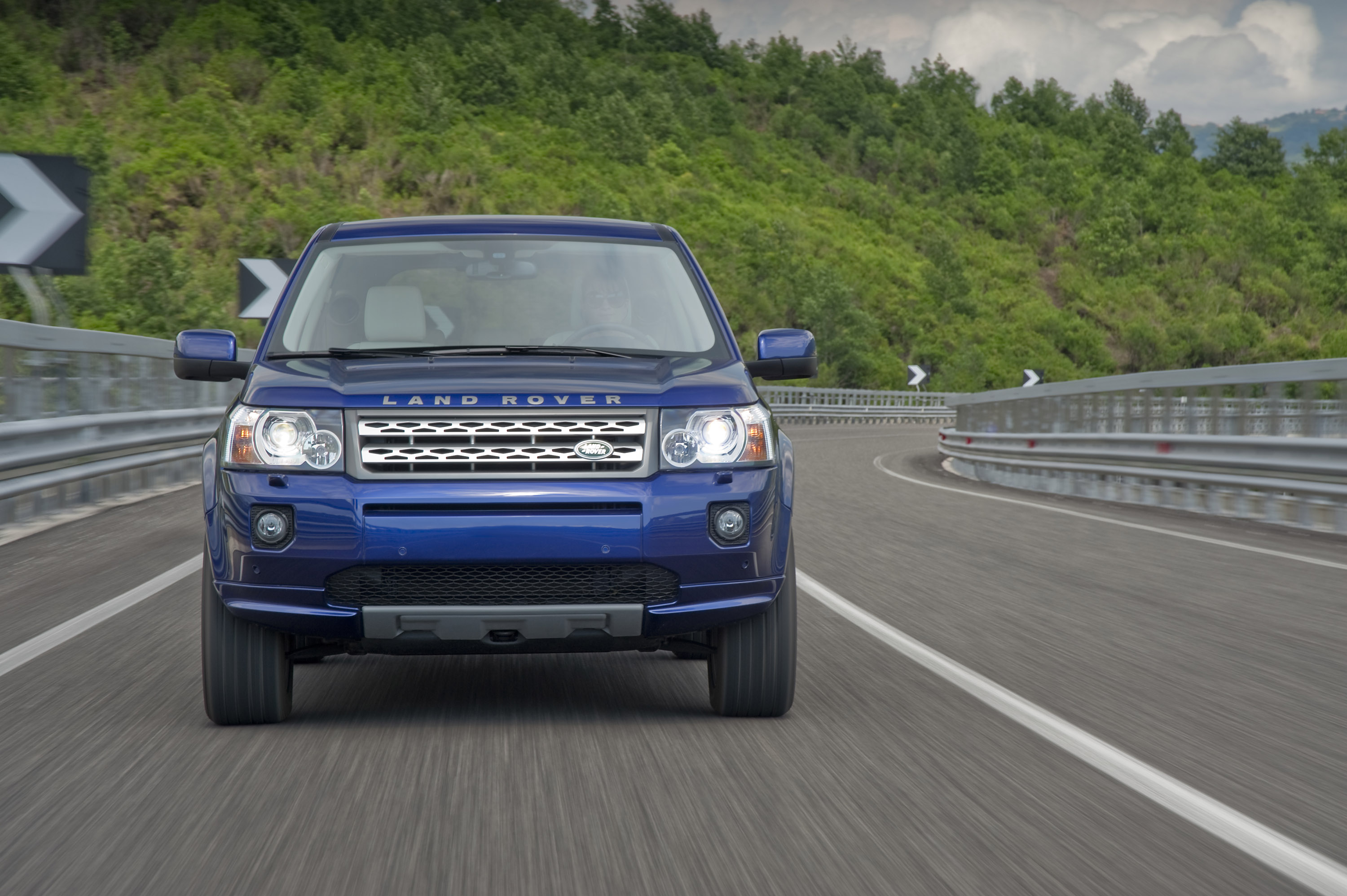 Land Rover Freelander 2 photo #17