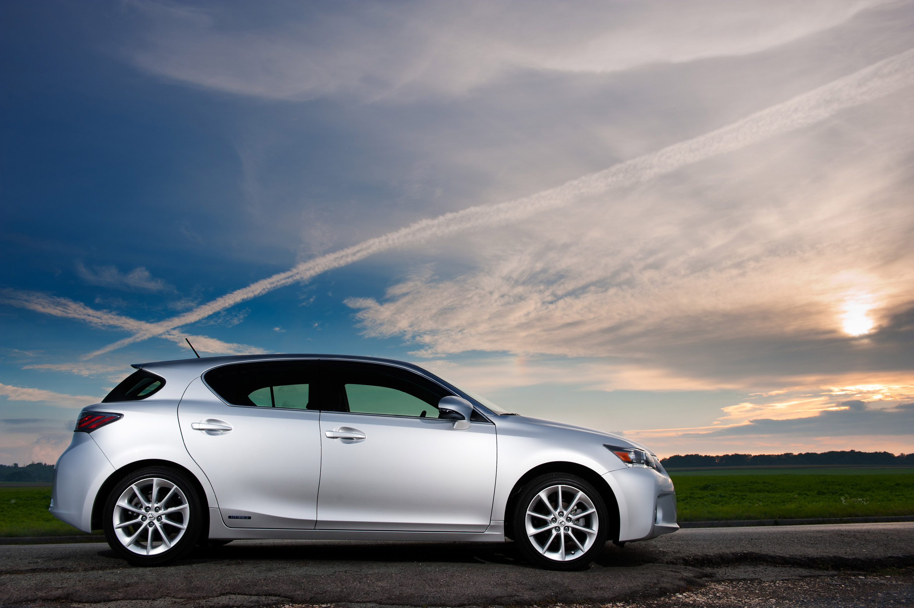 Lexus CT 200h photo #15