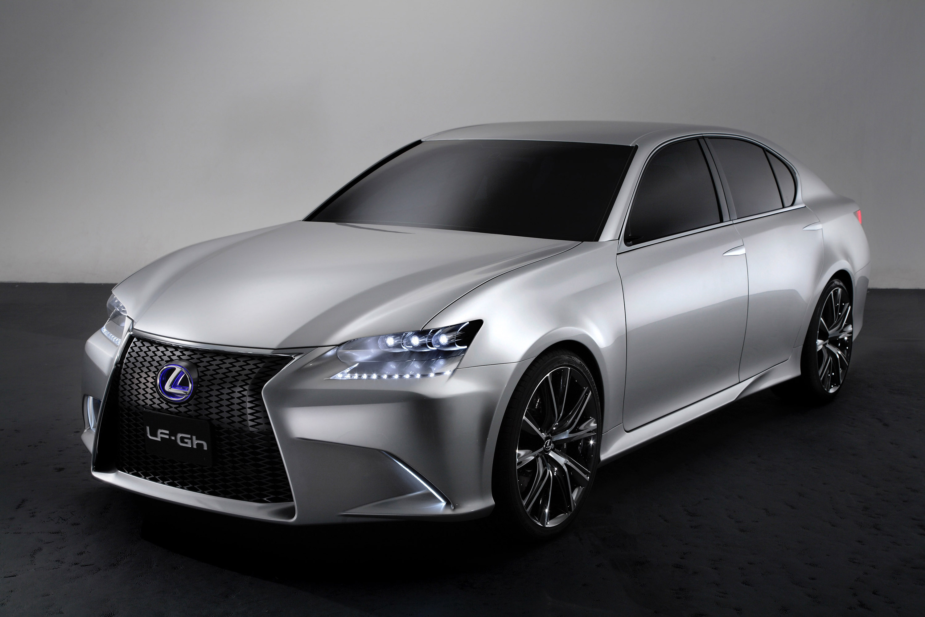 Lexus LF-Gh Concept photo #1