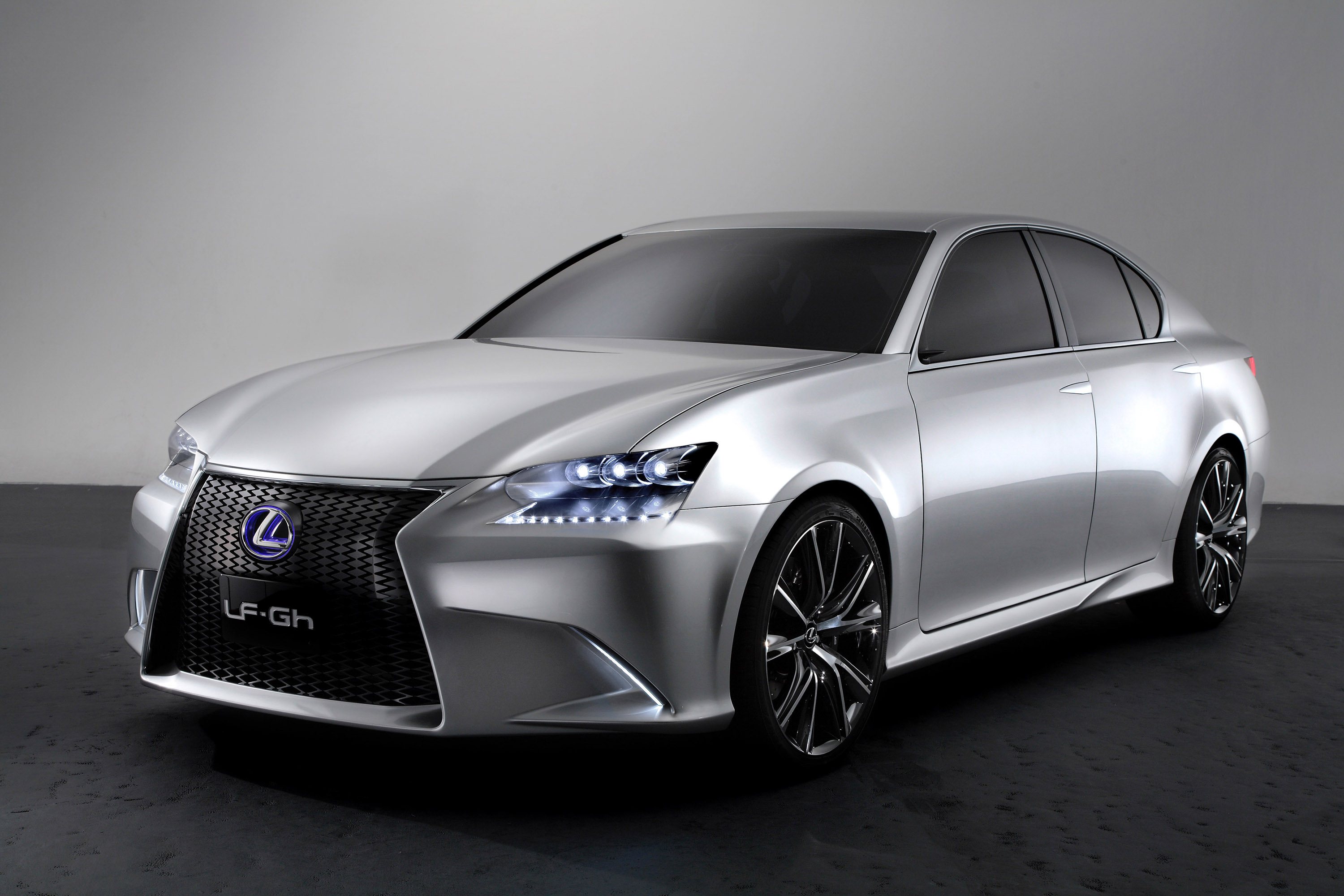 Lexus LF-Gh Concept photo #3