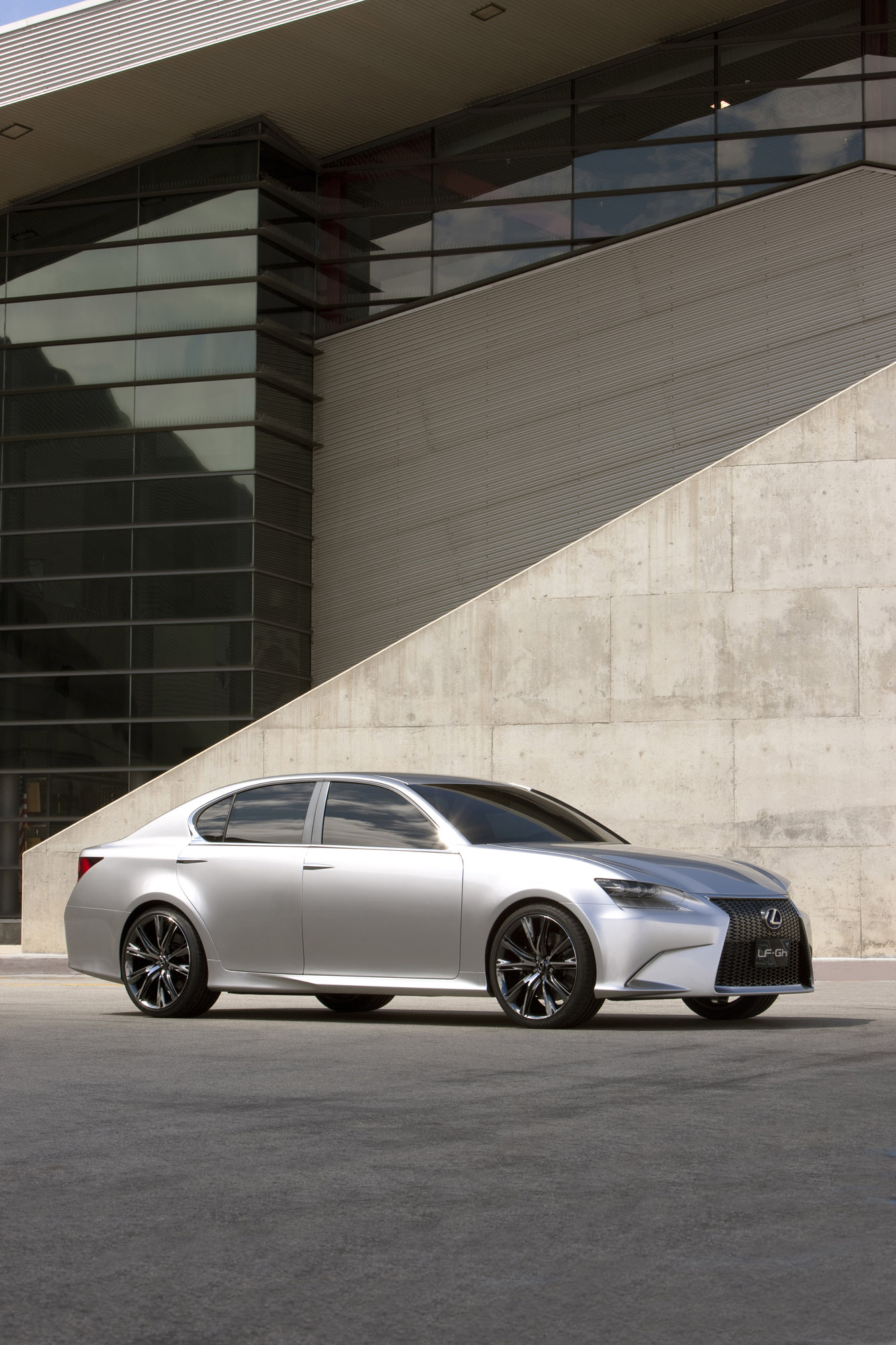 Lexus LF-Gh Concept photo #19