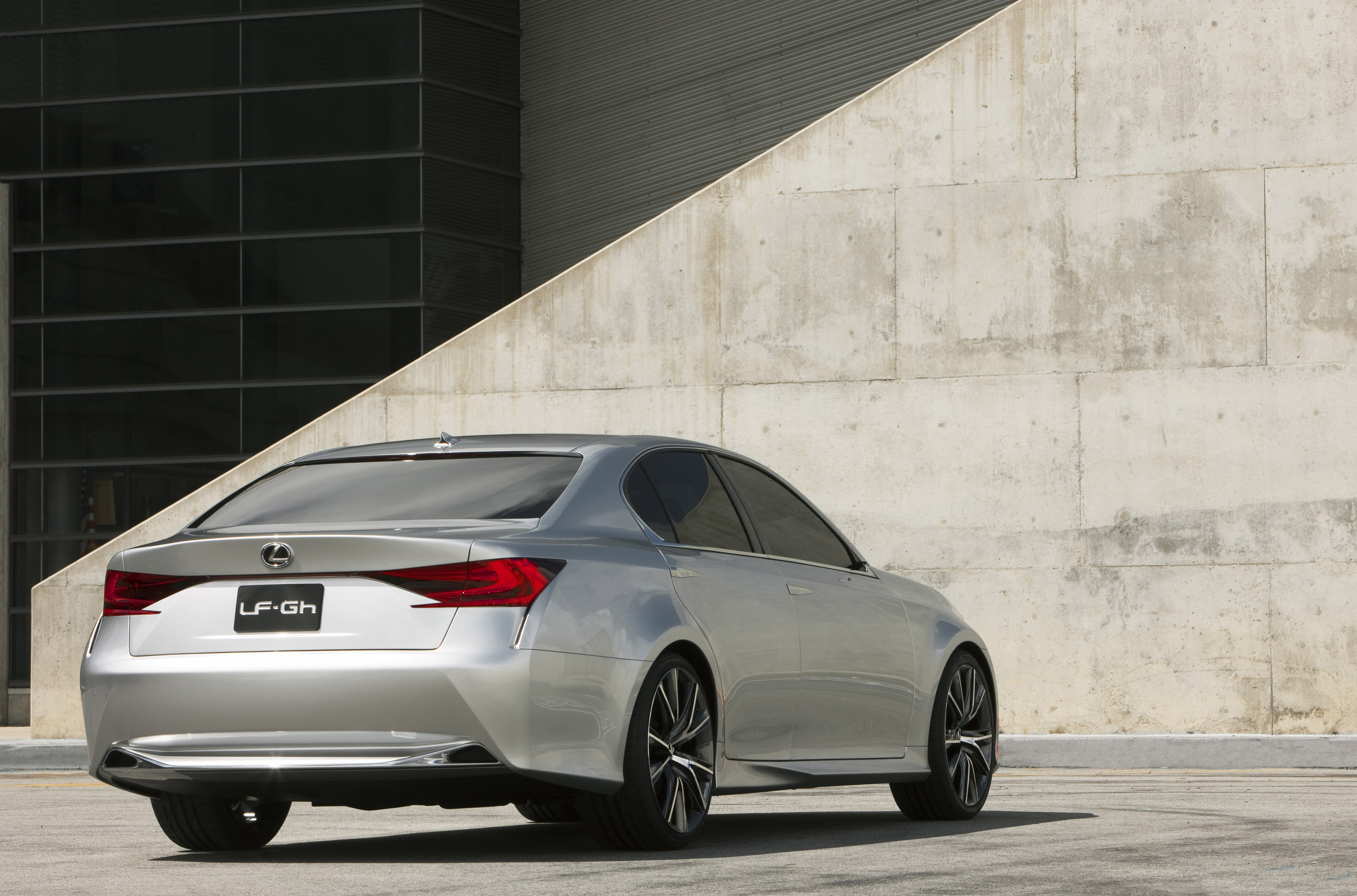 Lexus LF-Gh Concept photo #29