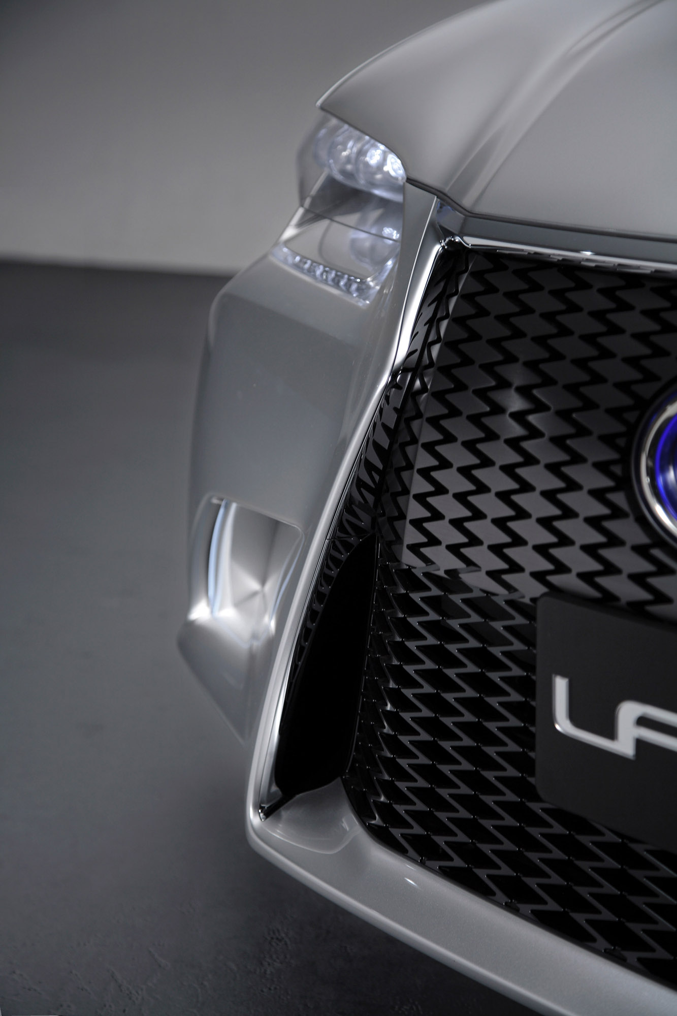 Lexus LF-Gh Concept photo #39