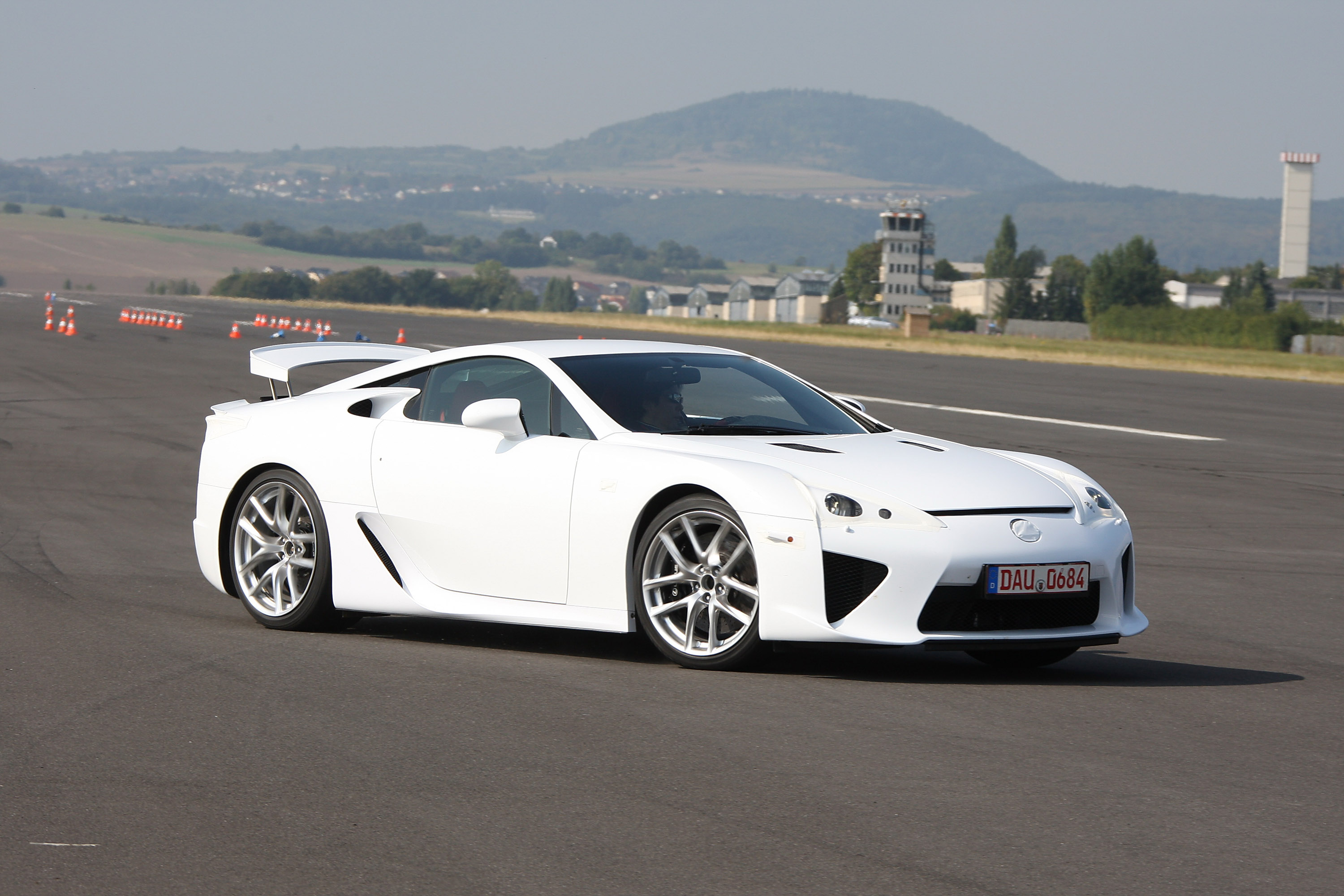 2011 Lexus LFA