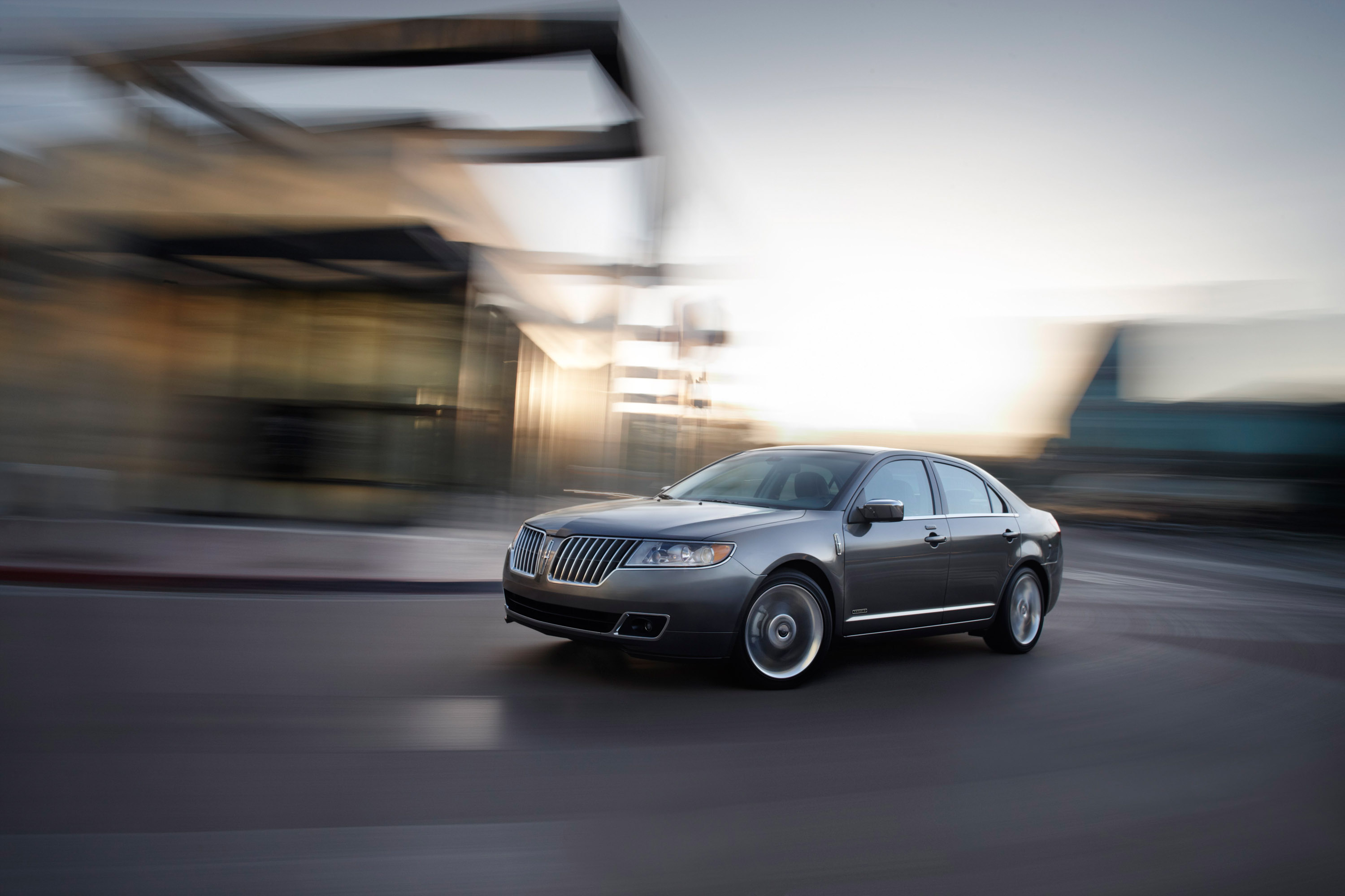 Lincoln MKZ Hybrid photo #1