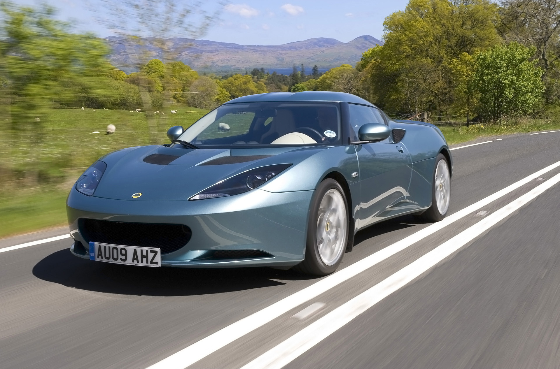 Lotus Evora photo #1