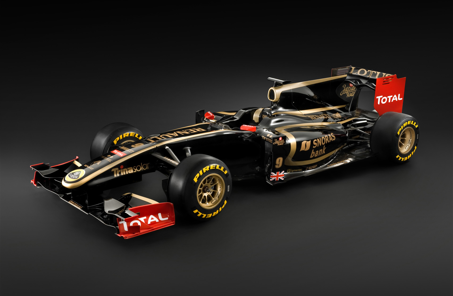 Lotus Renault GP Car photo #3