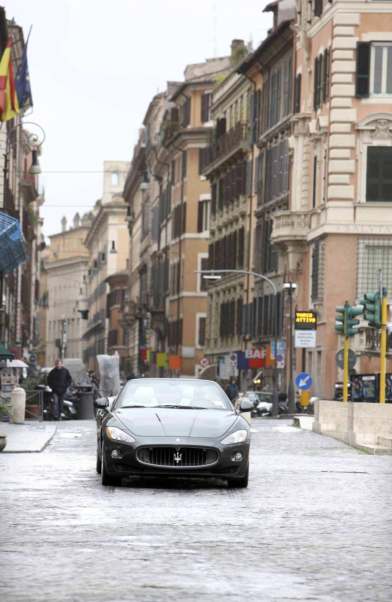 Maserati GranCabrio photo #16