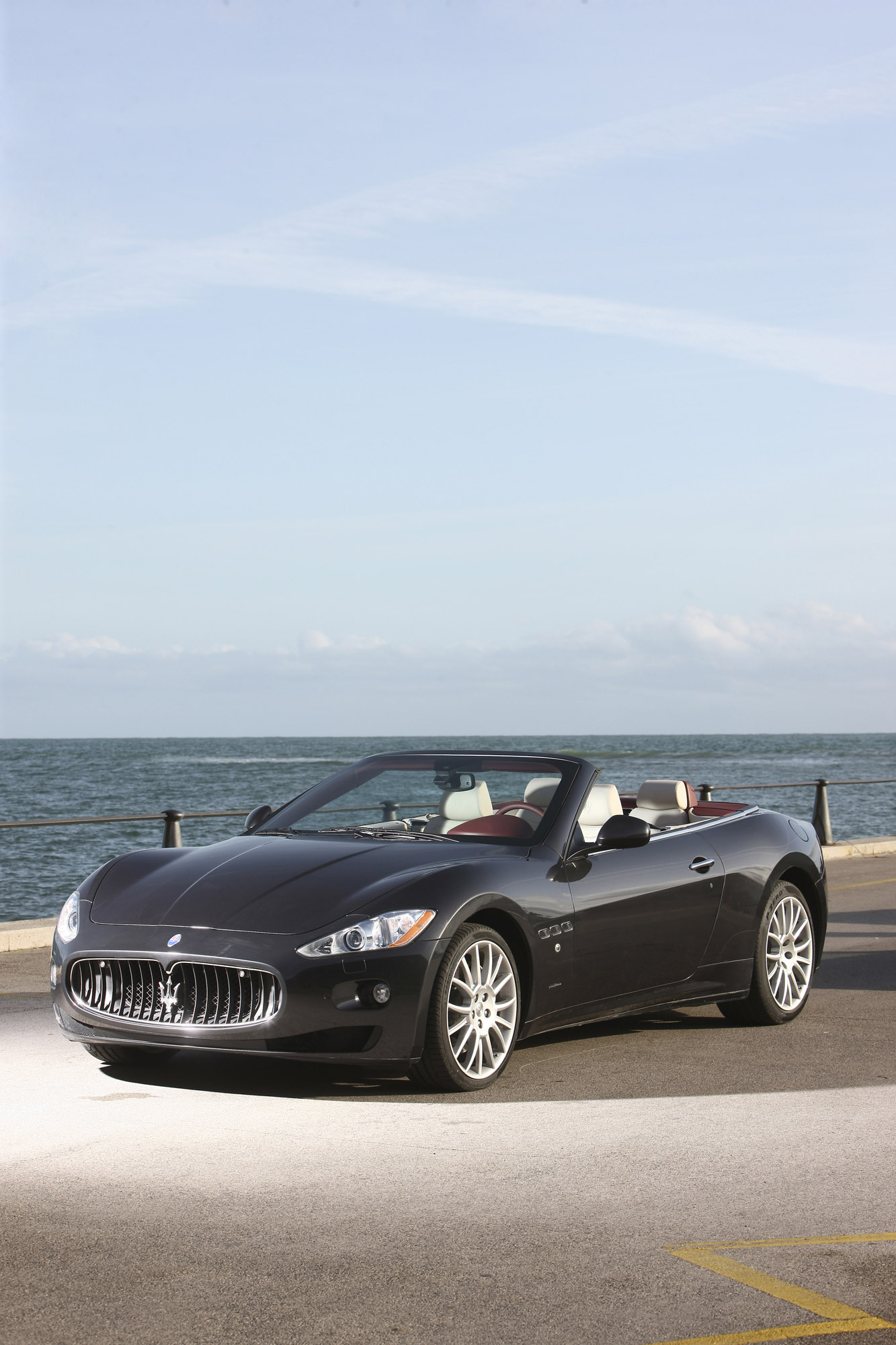 Maserati GranCabrio photo #21