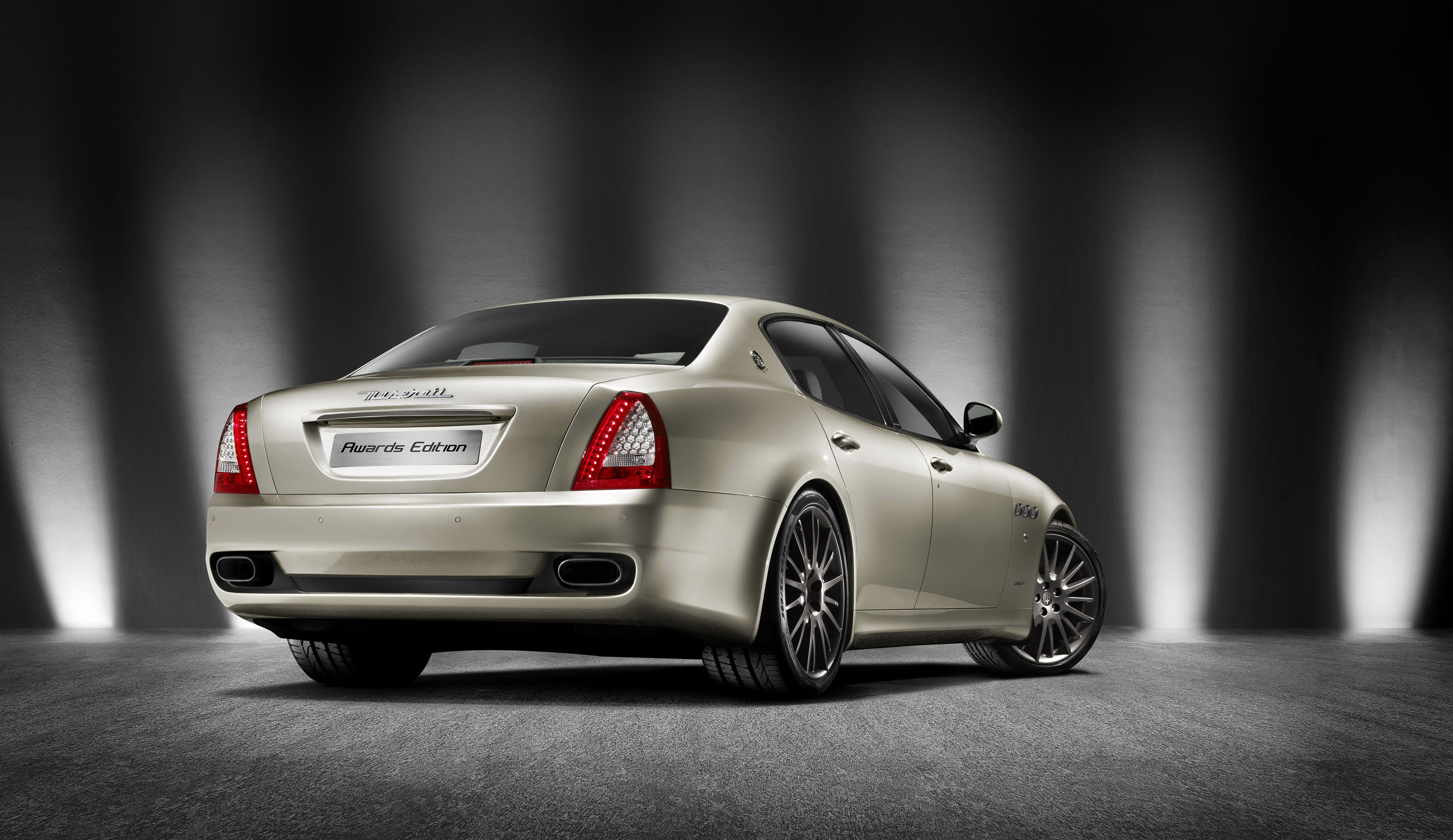 Maserati Quattroporte Sport GT S Awards Edition photo #2