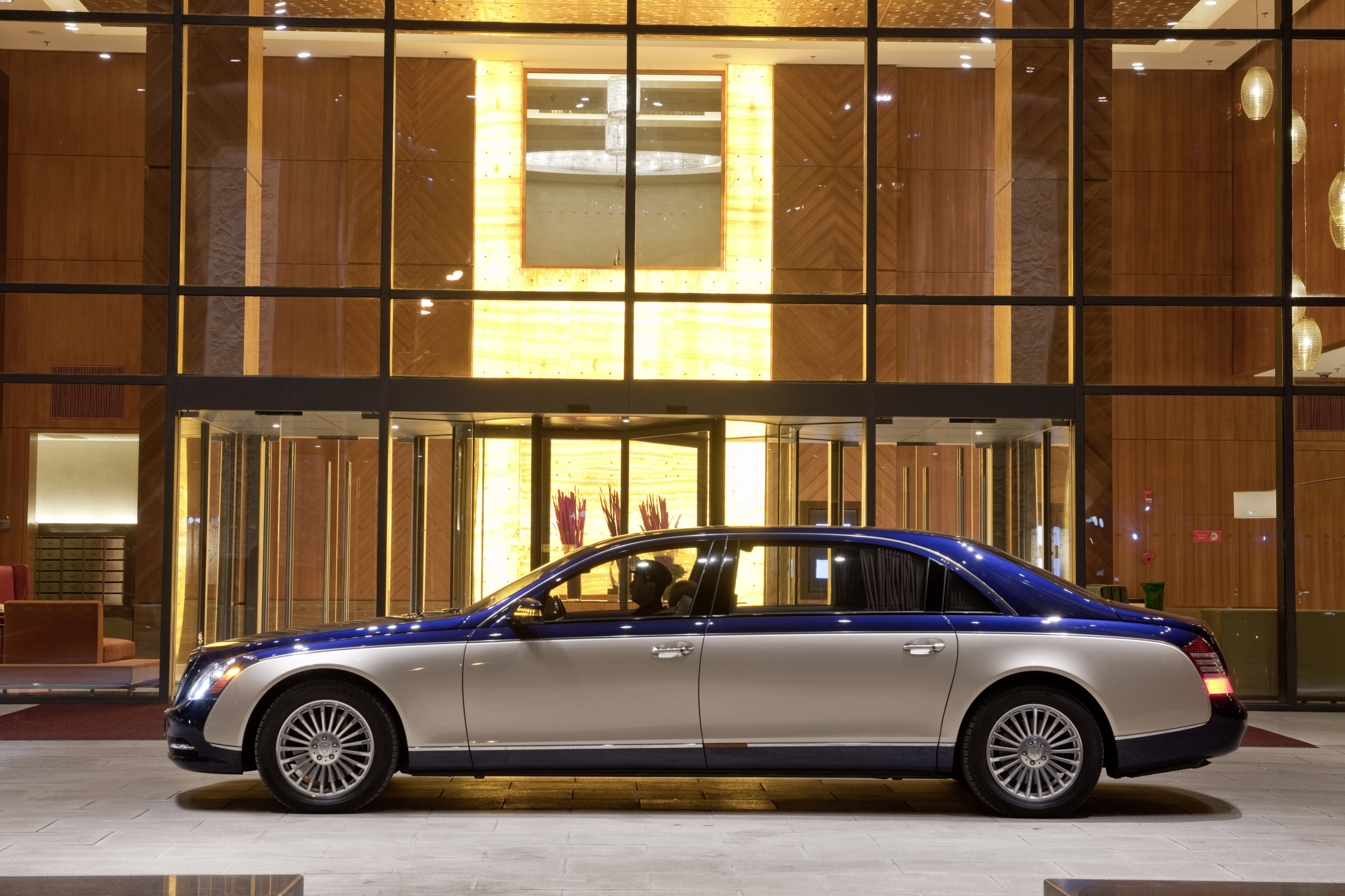 Maybach 62 S photo #8