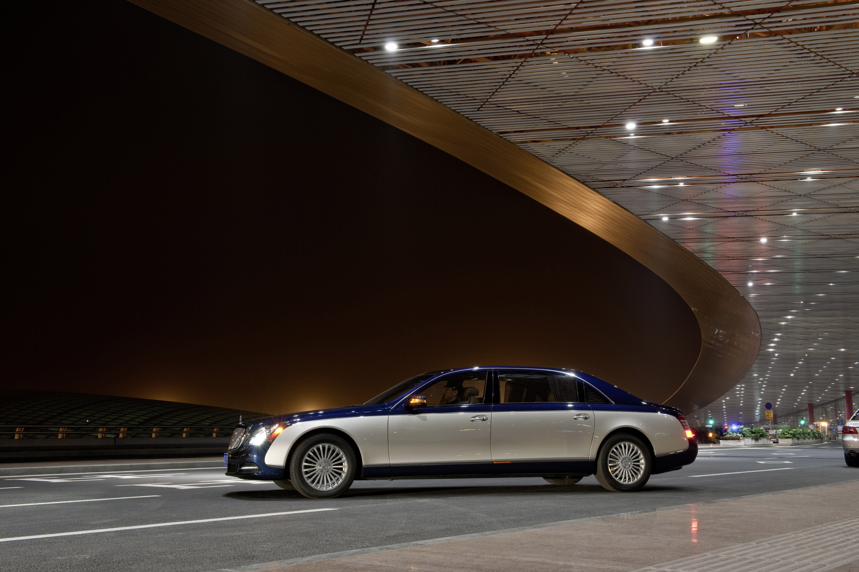 Maybach 62 S photo #9