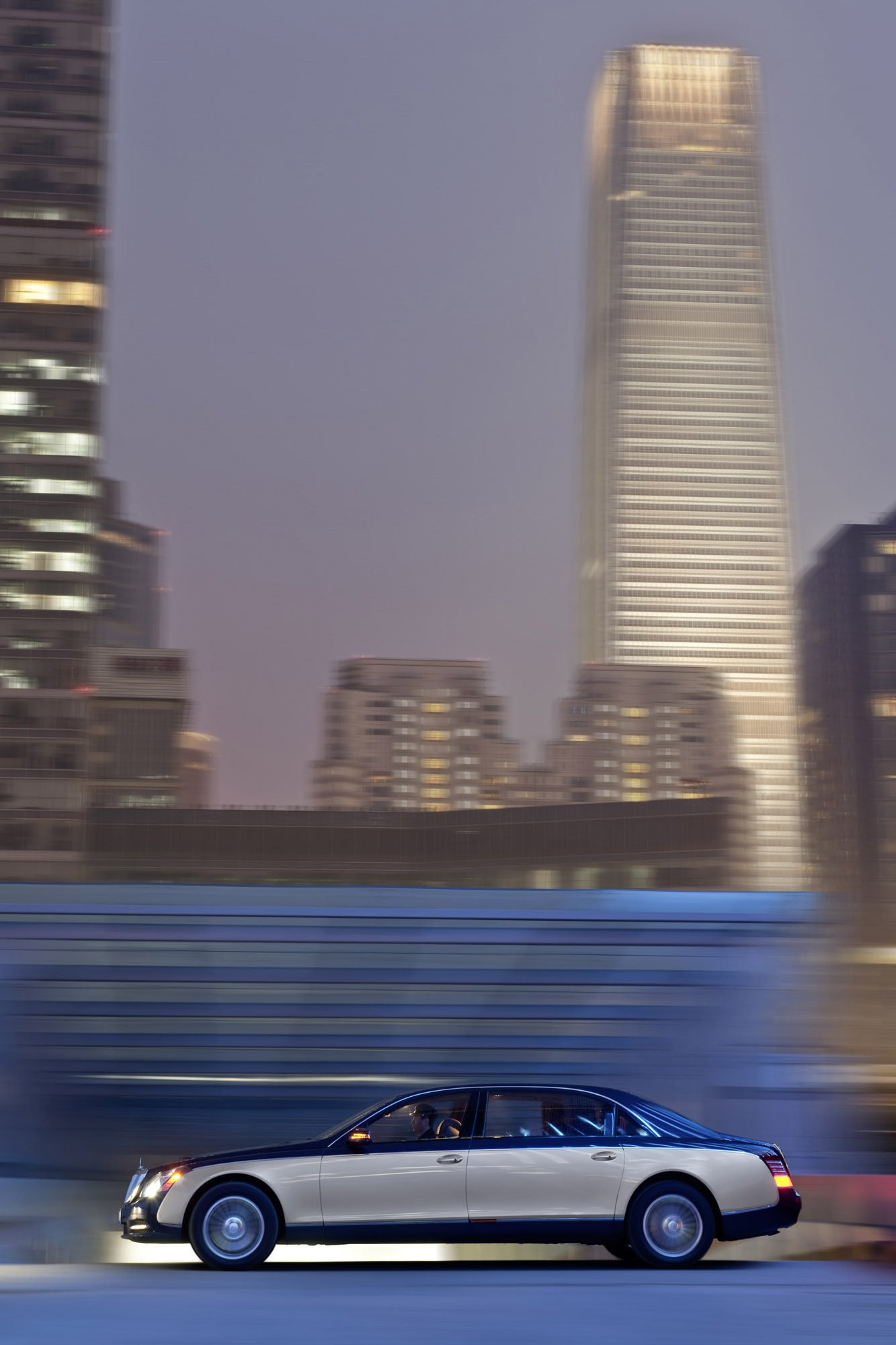Maybach 62 S photo #19