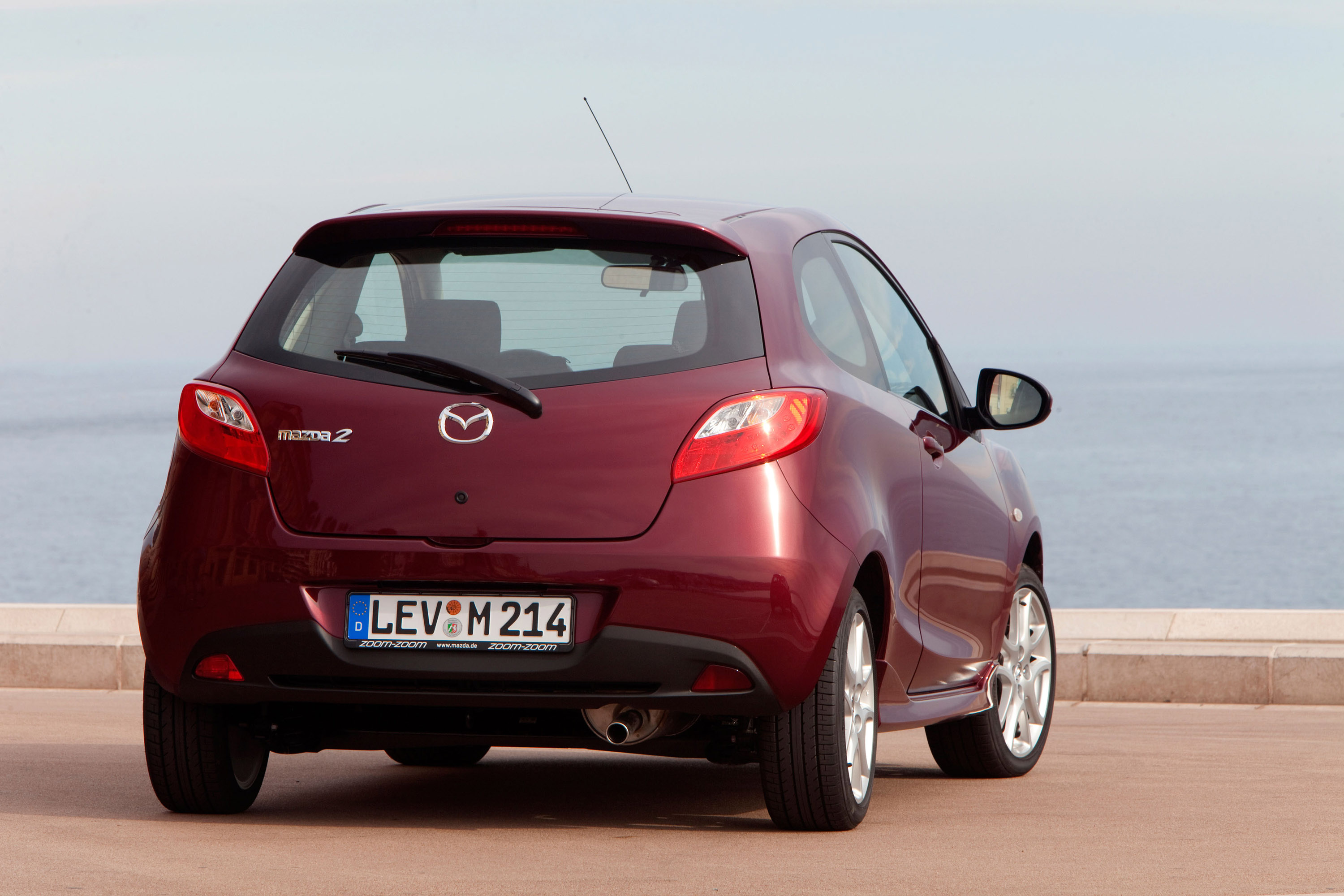 Mazda 2 photo #57