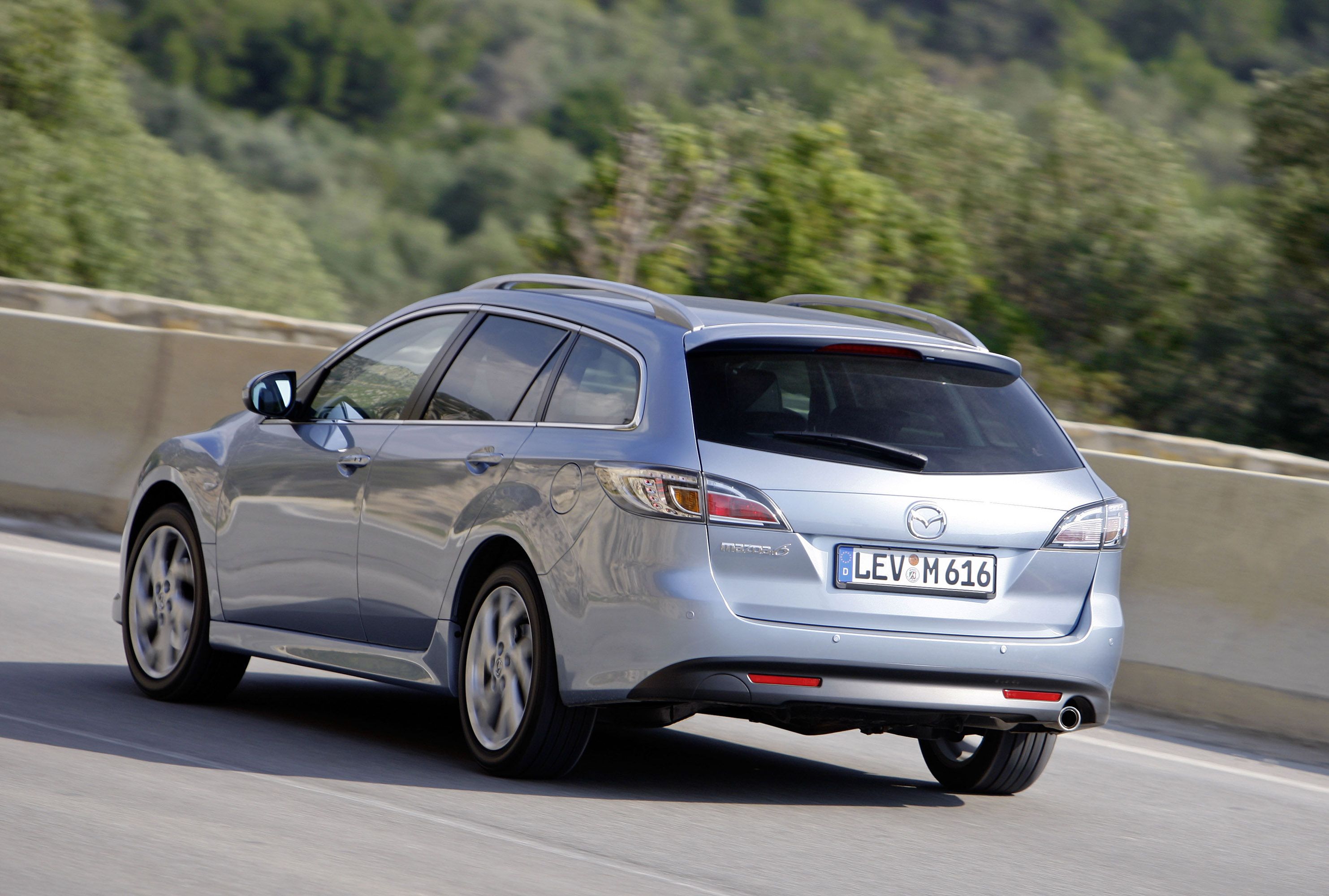 Mazda 6 Wagon photo #42