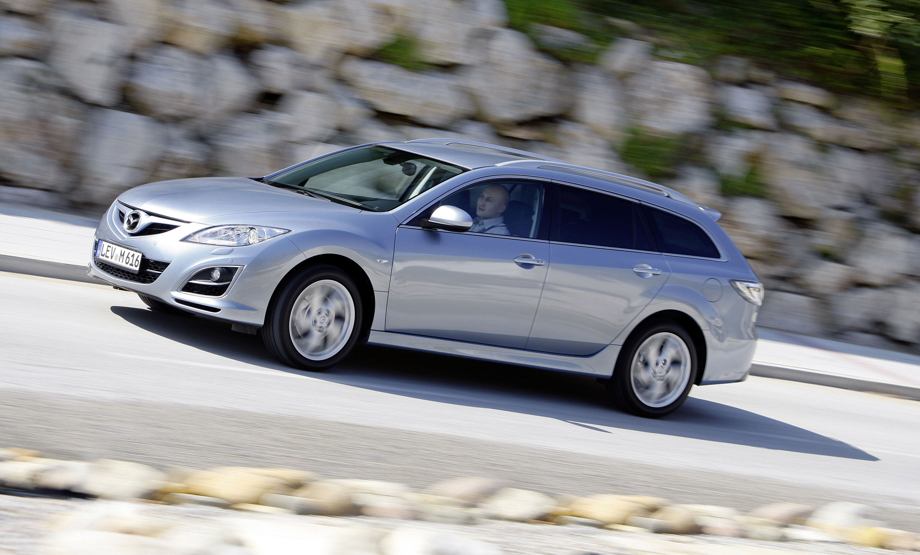 Mazda 6 Wagon photo #43