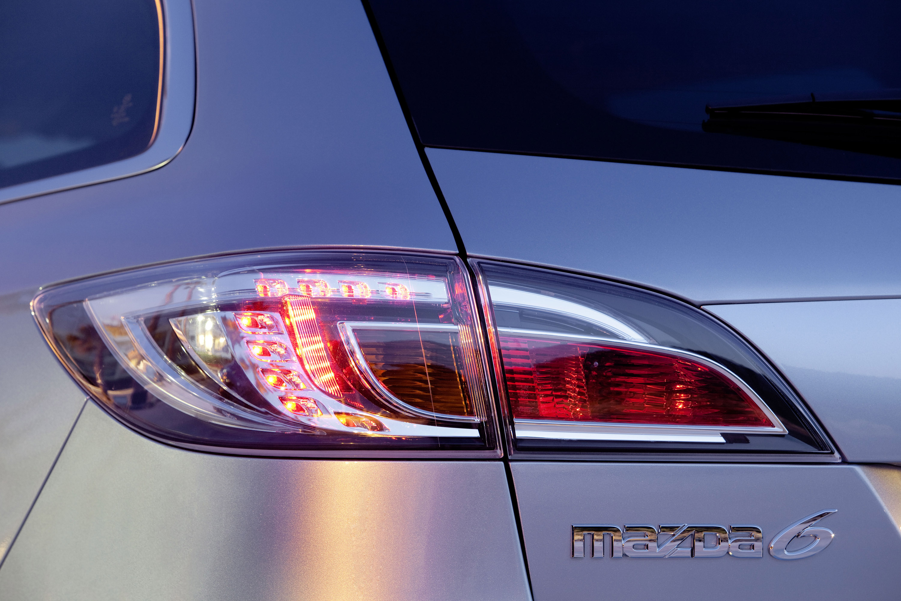 Mazda 6 Wagon photo #52