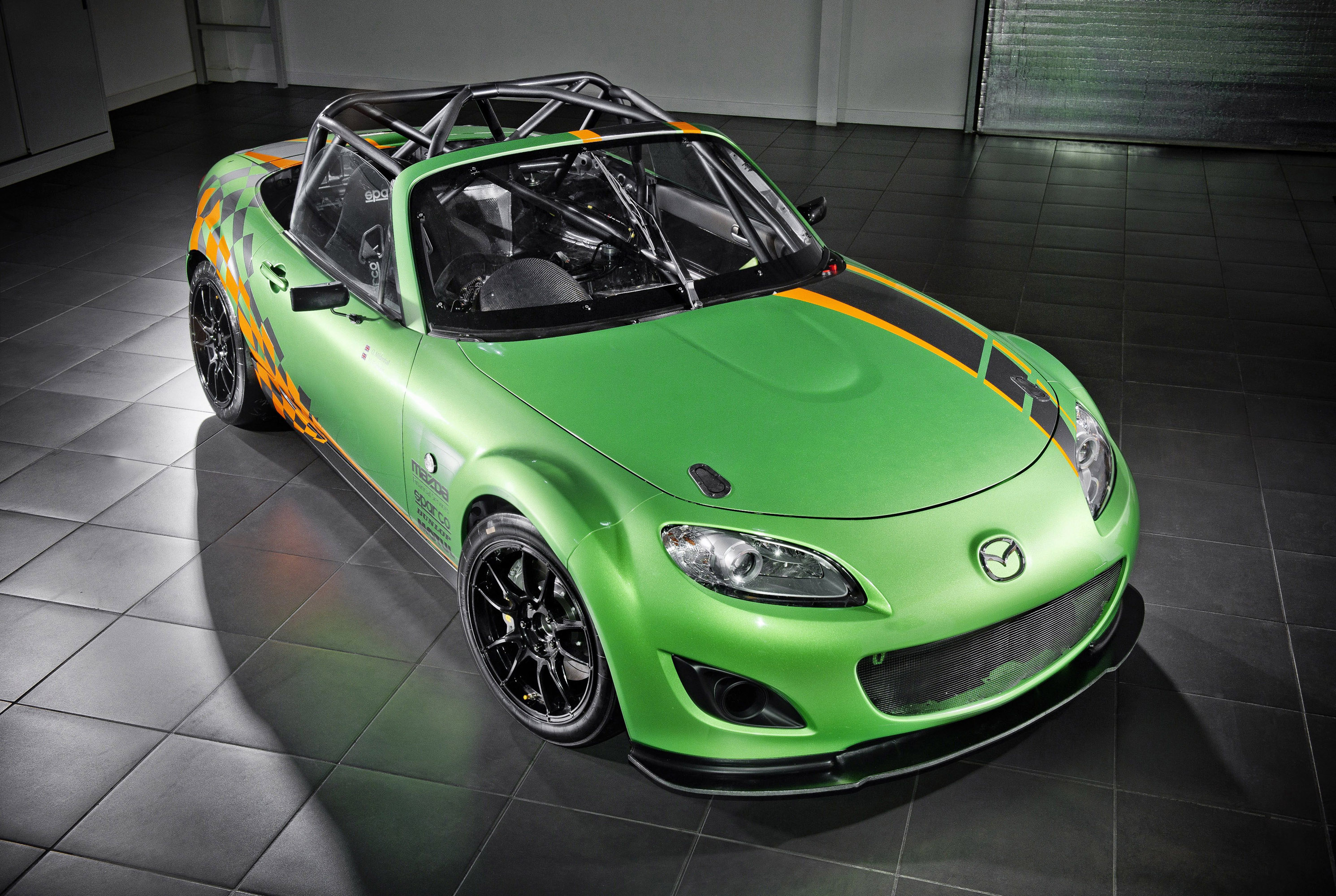 Mazda MX-5 GT Race Car photo #1