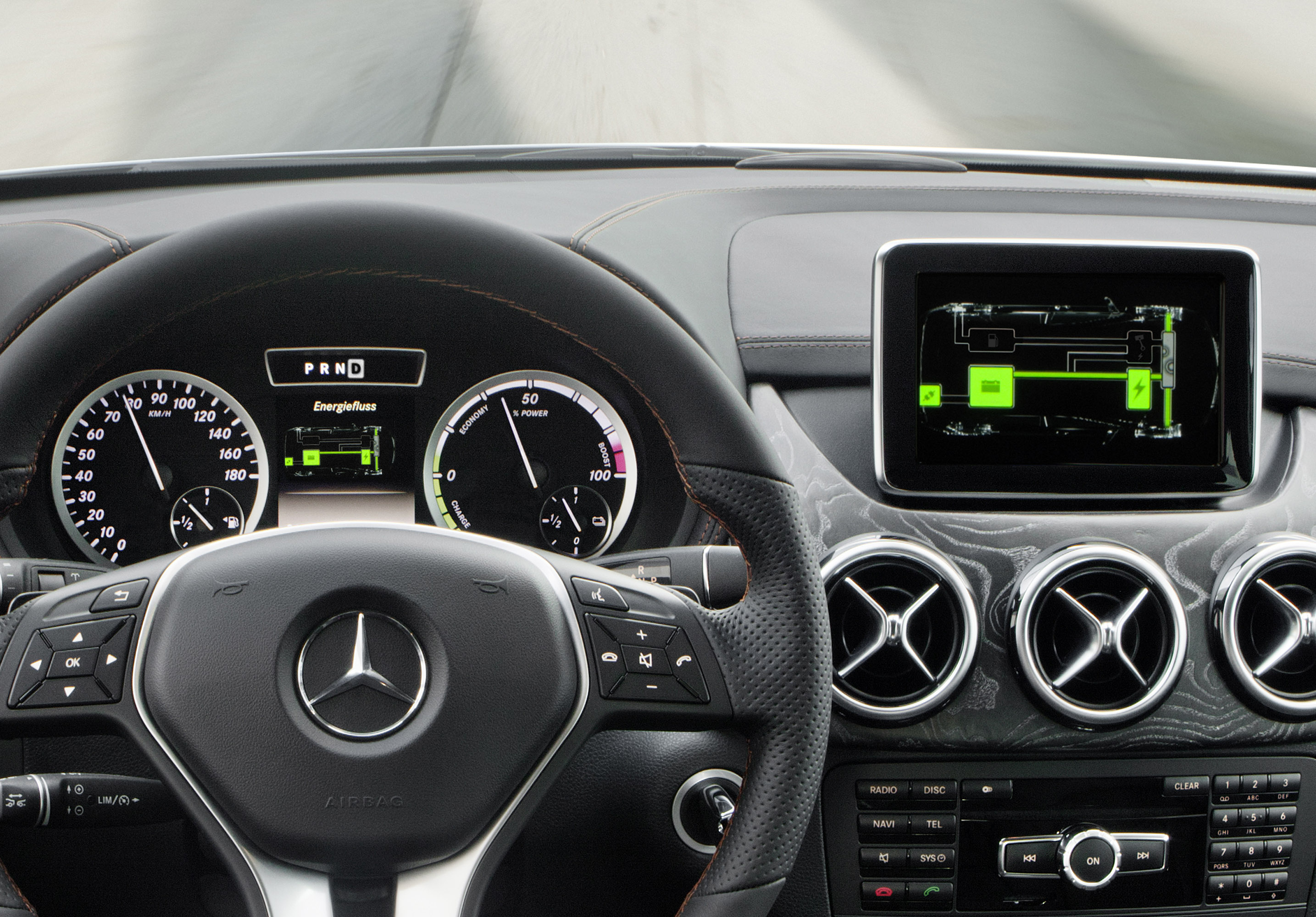 Mercedes-Benz B-Class E-CELL Plus Concept photo #15