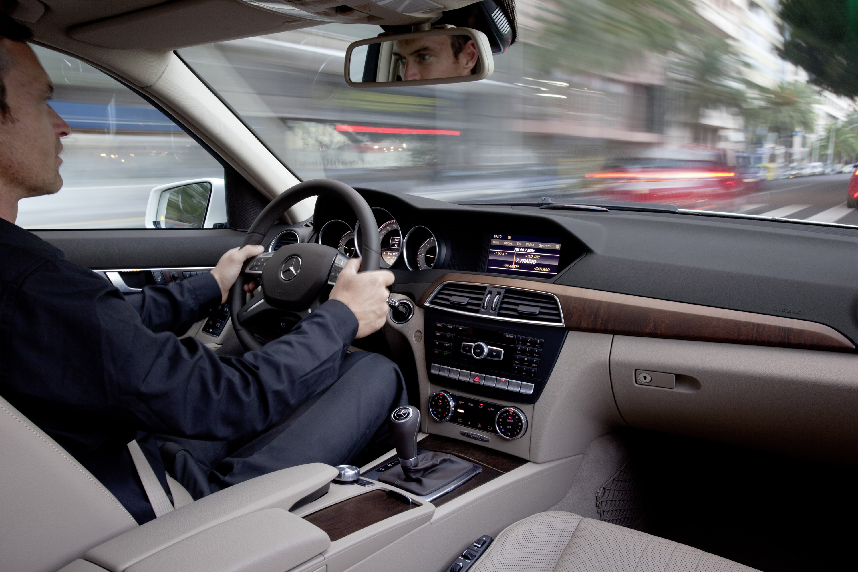 Mercedes-Benz C-classe photo #36