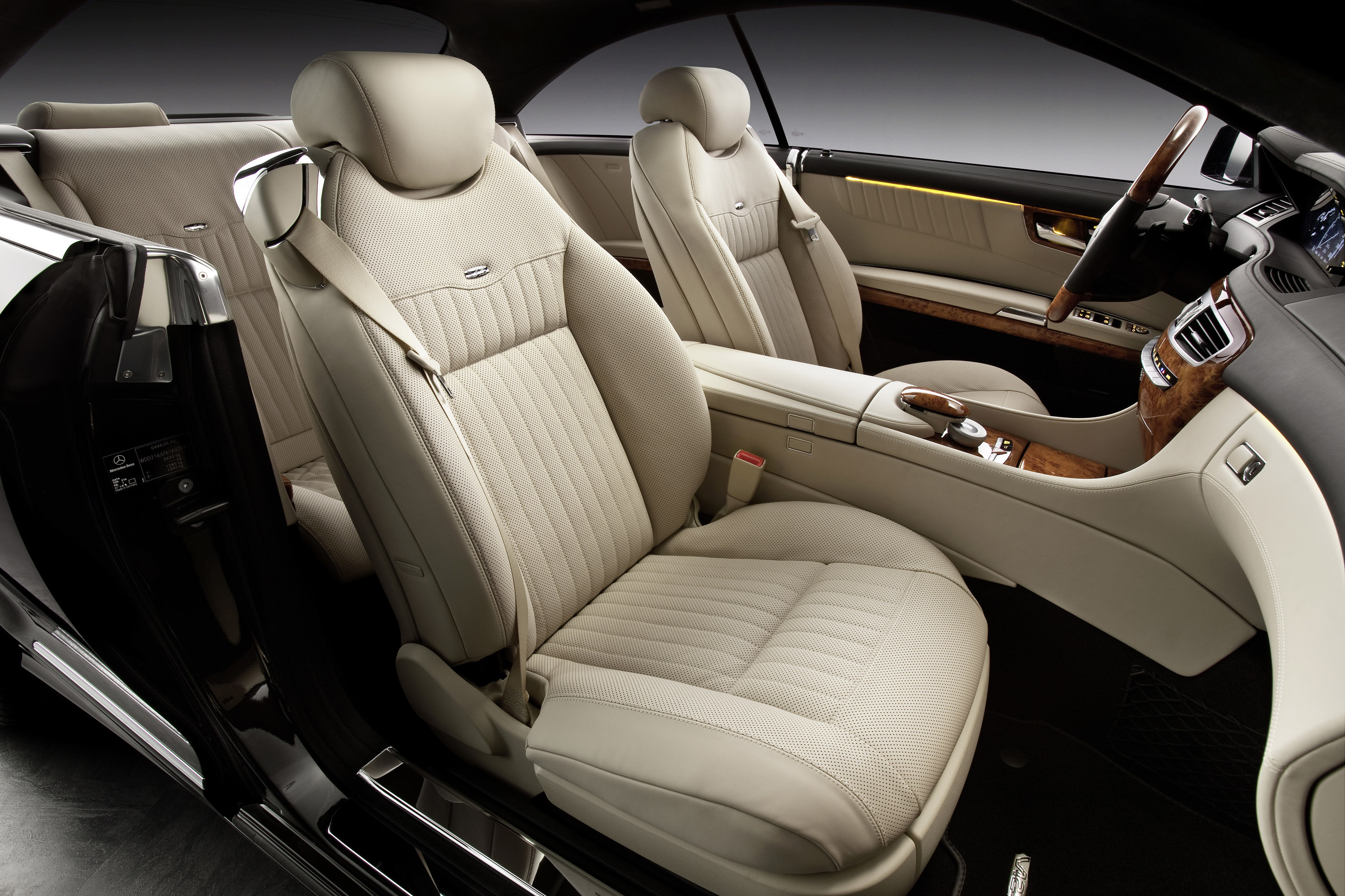 Mercedes-Benz CL-Class photo #17